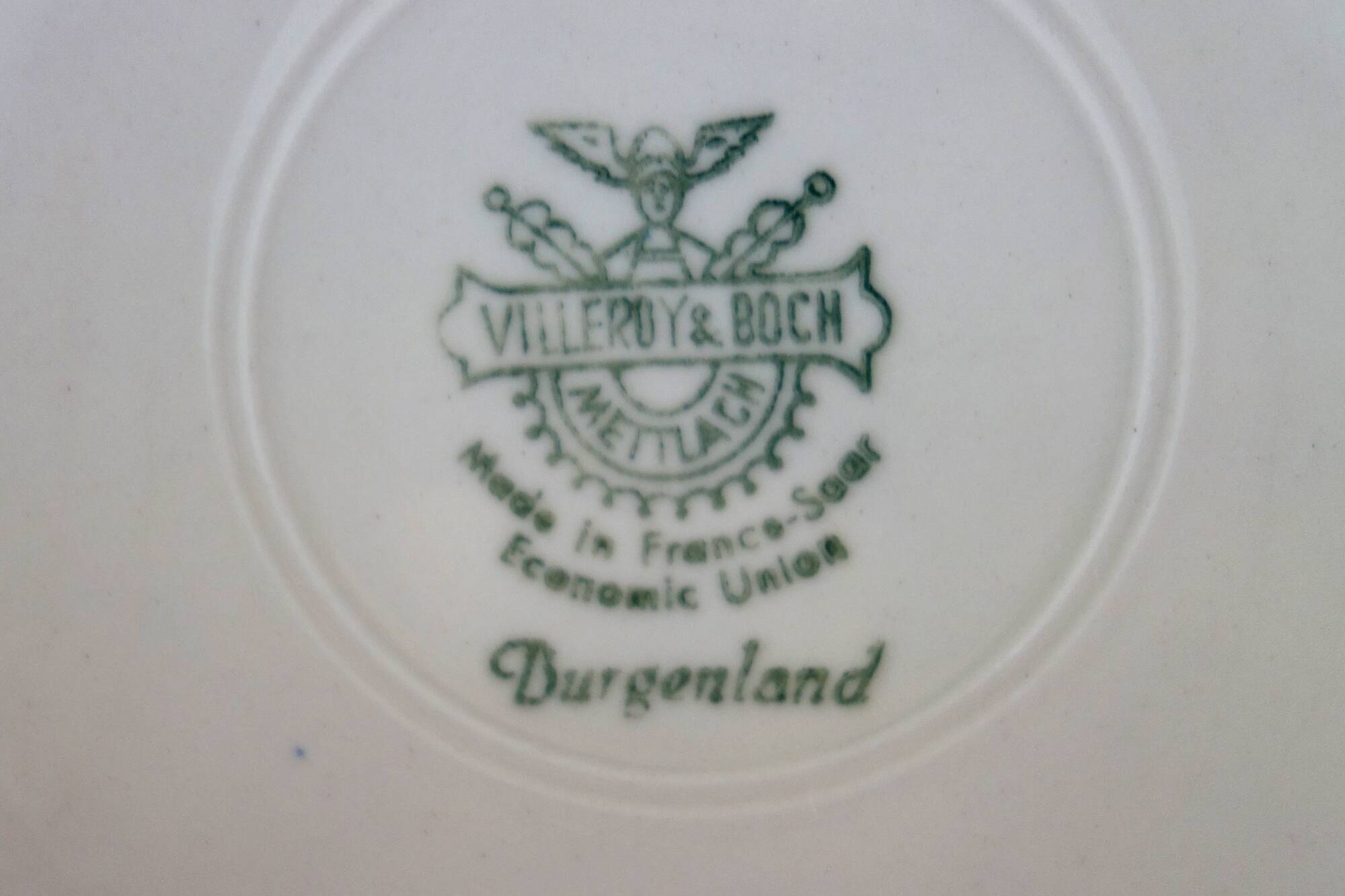 Lot de 8 assiettes et 1 plat Burgenland Villeroy & Boch vintage