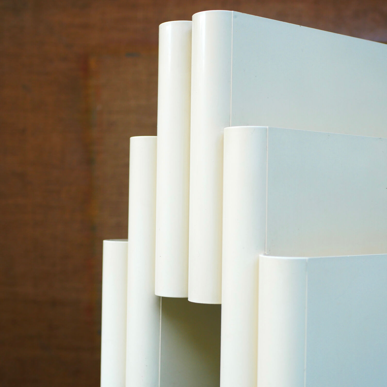 Magazine rack by Giotto Stoppino for Kartell