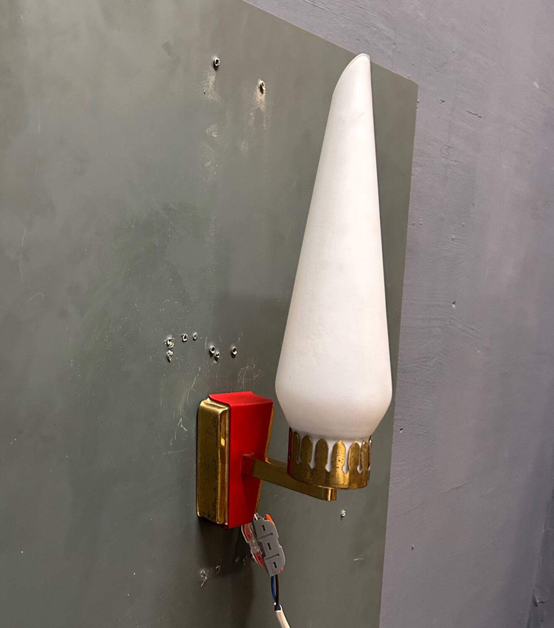 Stil Novo Opaline Glass and Brass Sconces, 1950s, Italy - Set of 2