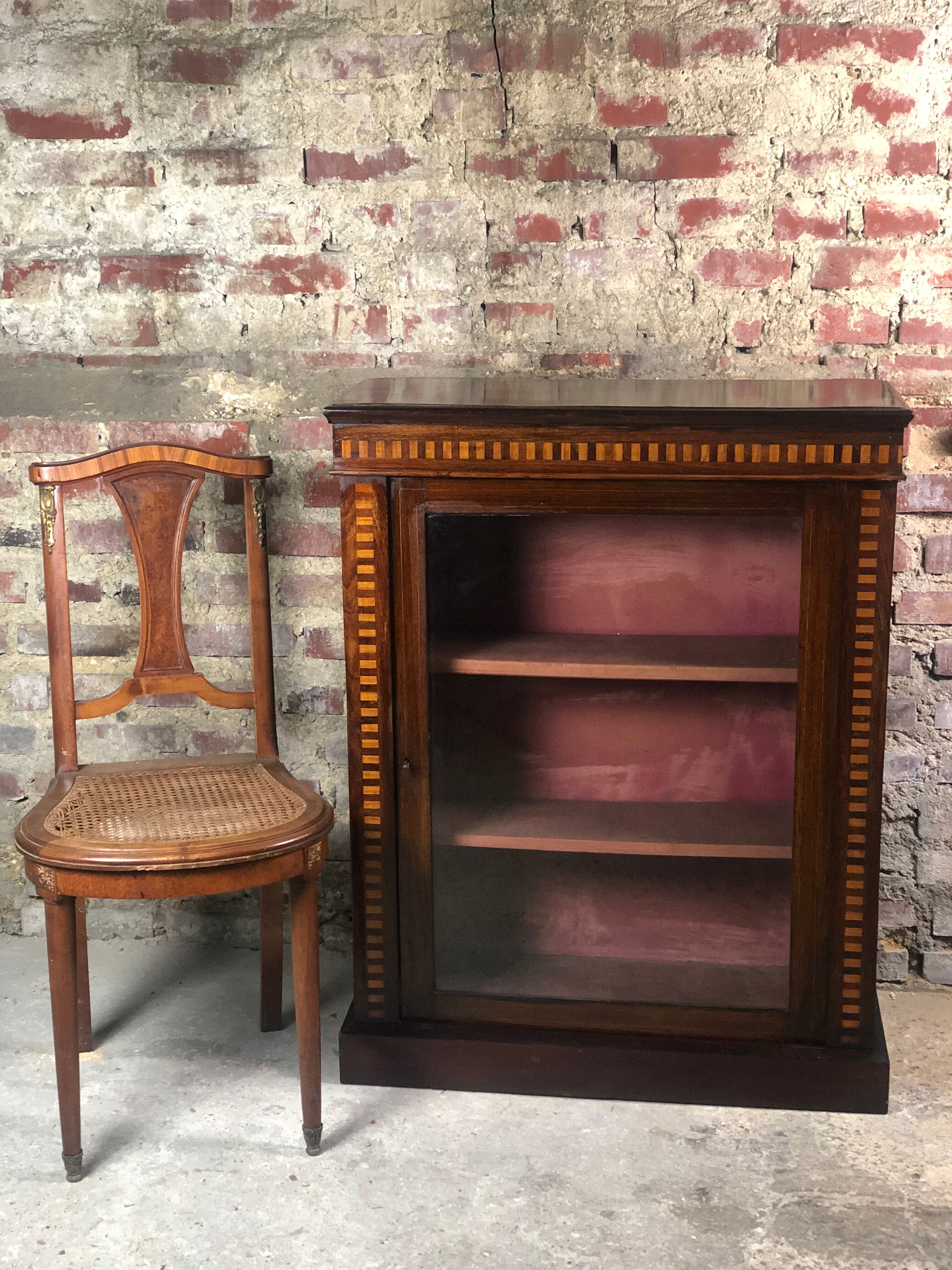 Low English style showcase/bookcase in mahogany and mahogany veneer 1930