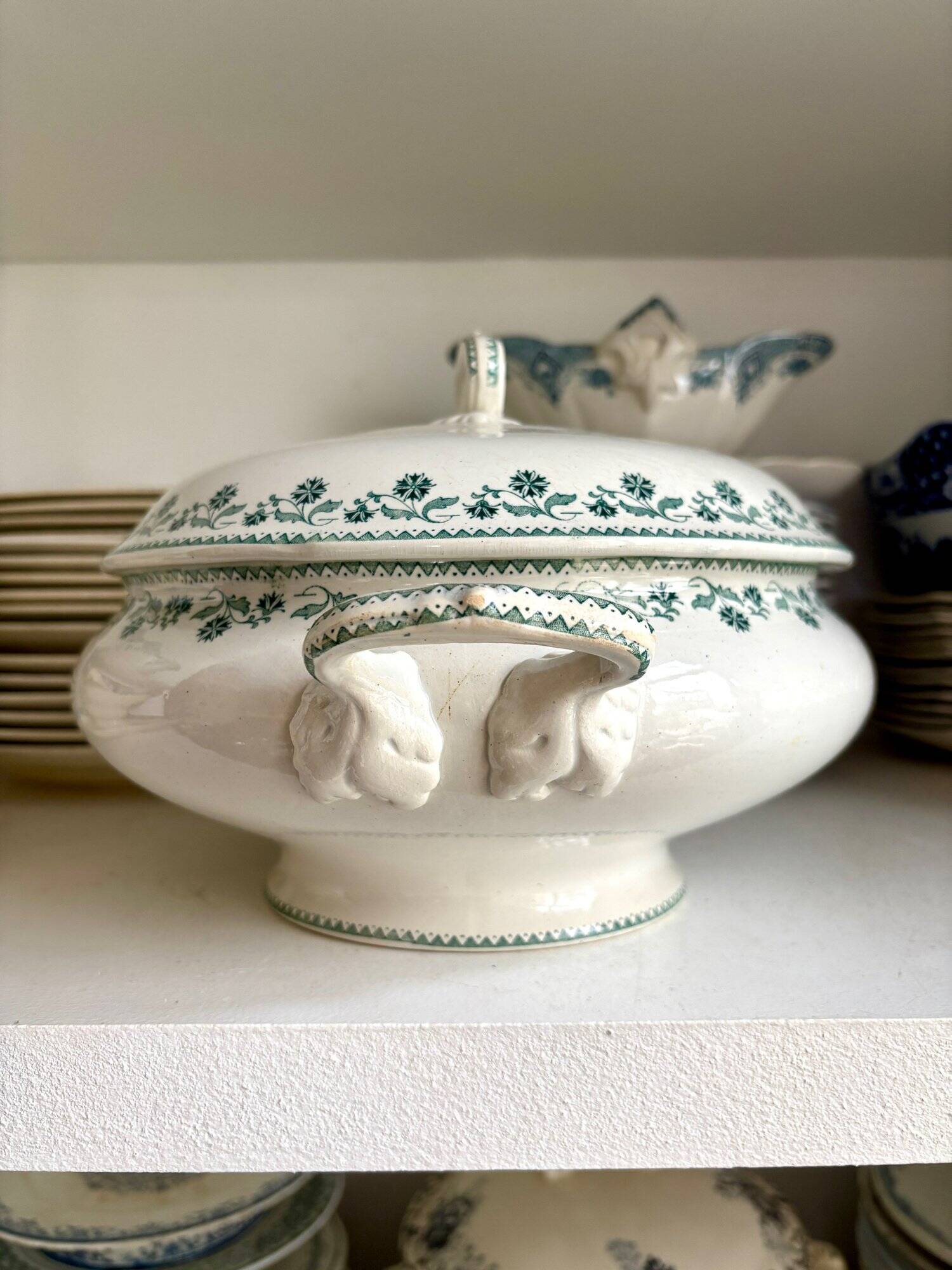 Moulin des Loups ironstone soup tureen, "Georgette" service
