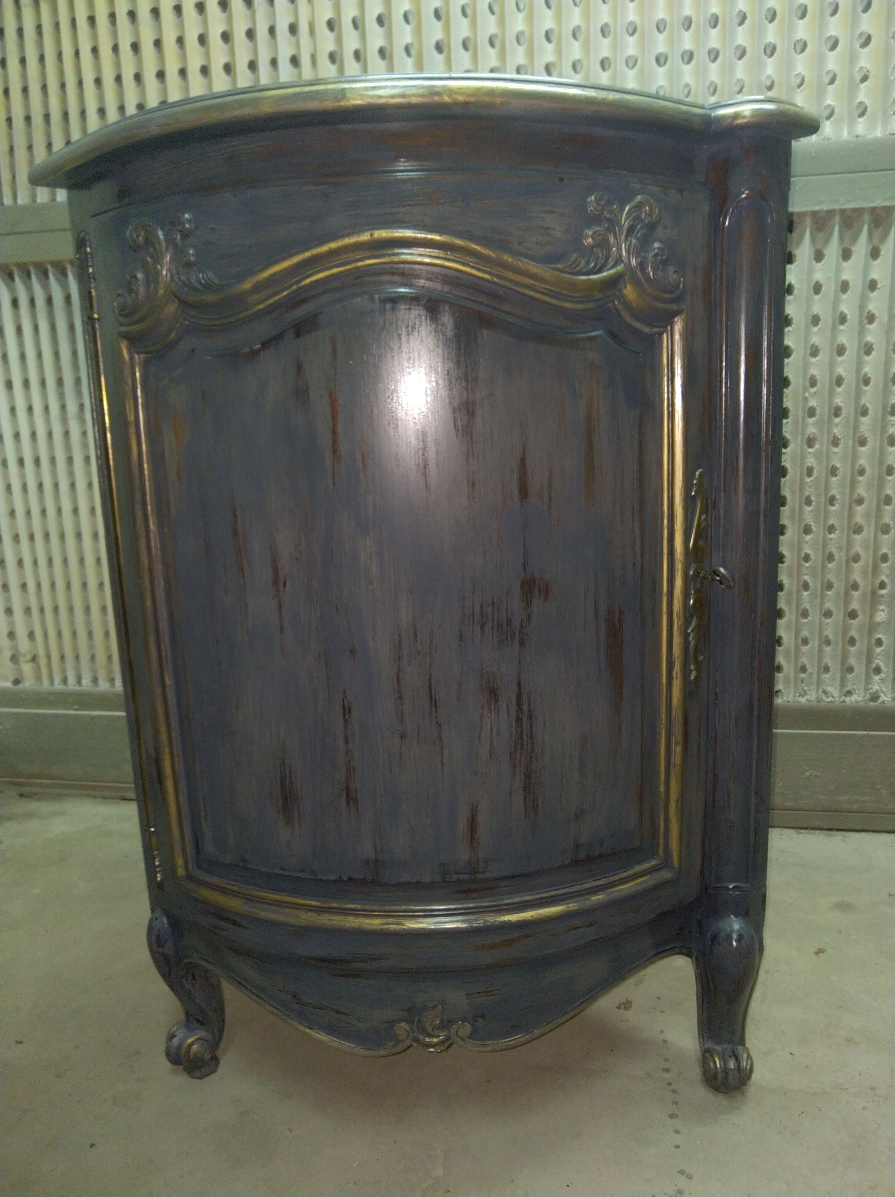 Pair of solid walnut notches painted and patinated around 1950