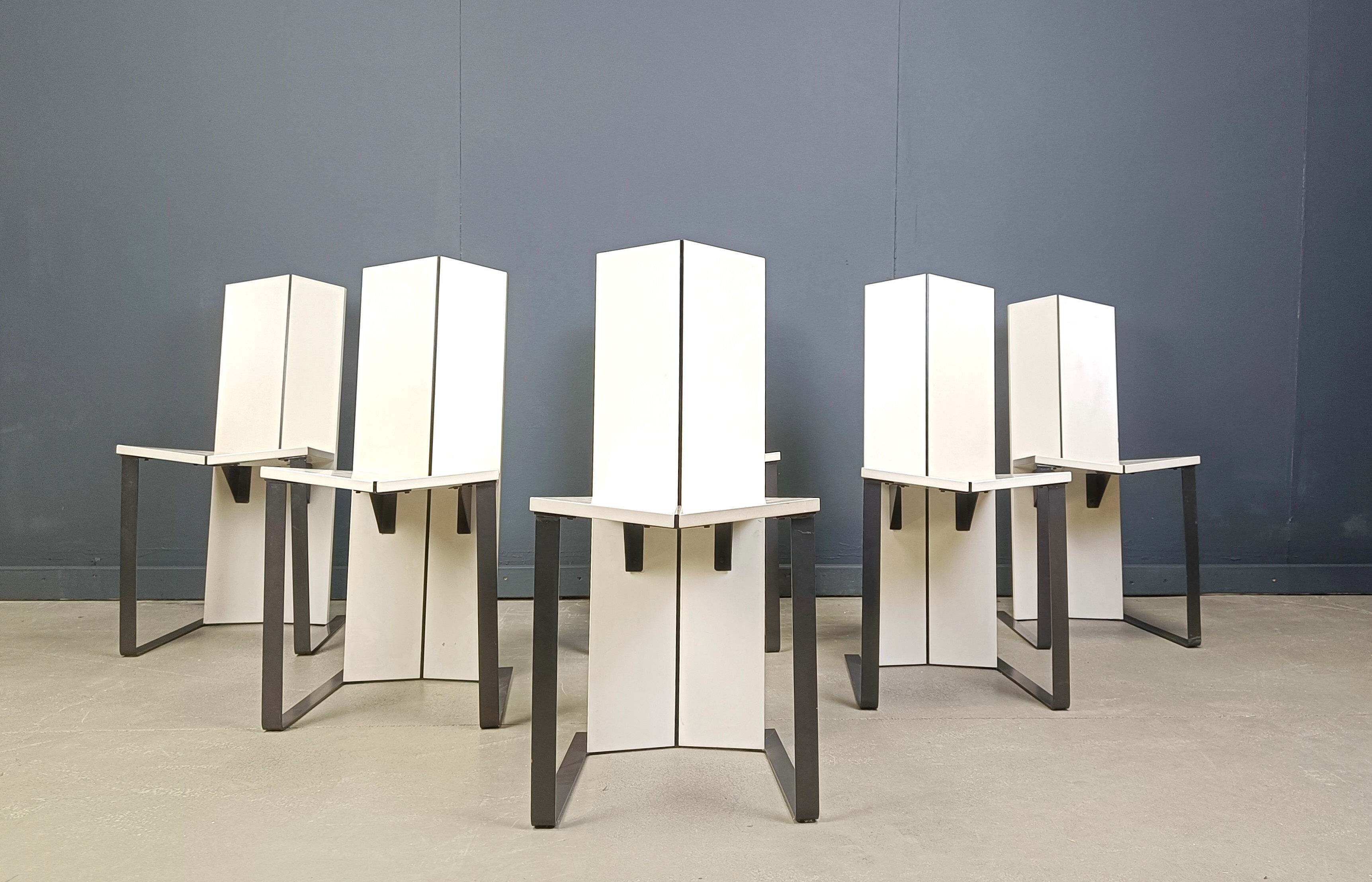Chaises de salle à manger postmodernes, ensemble de 6 - années 1980
