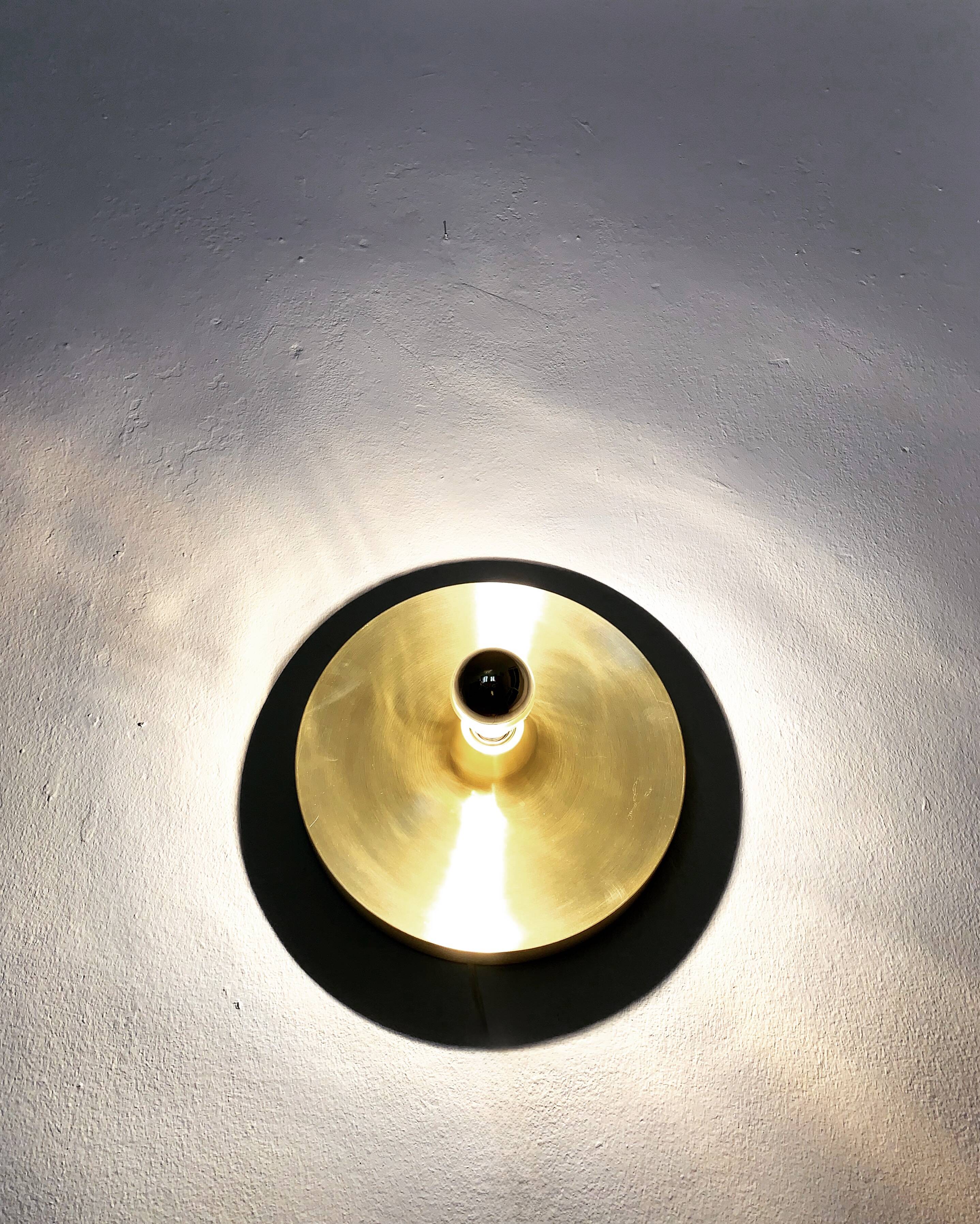 Lampe murale ou de plafond de l'ère spatiale des années 1970