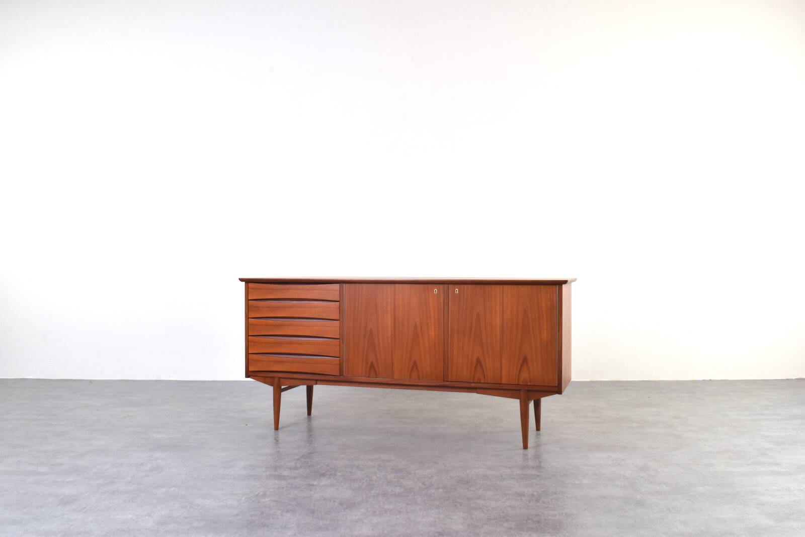 Teak enfilade from the mid-century by Frederik Kayser, 1960s.