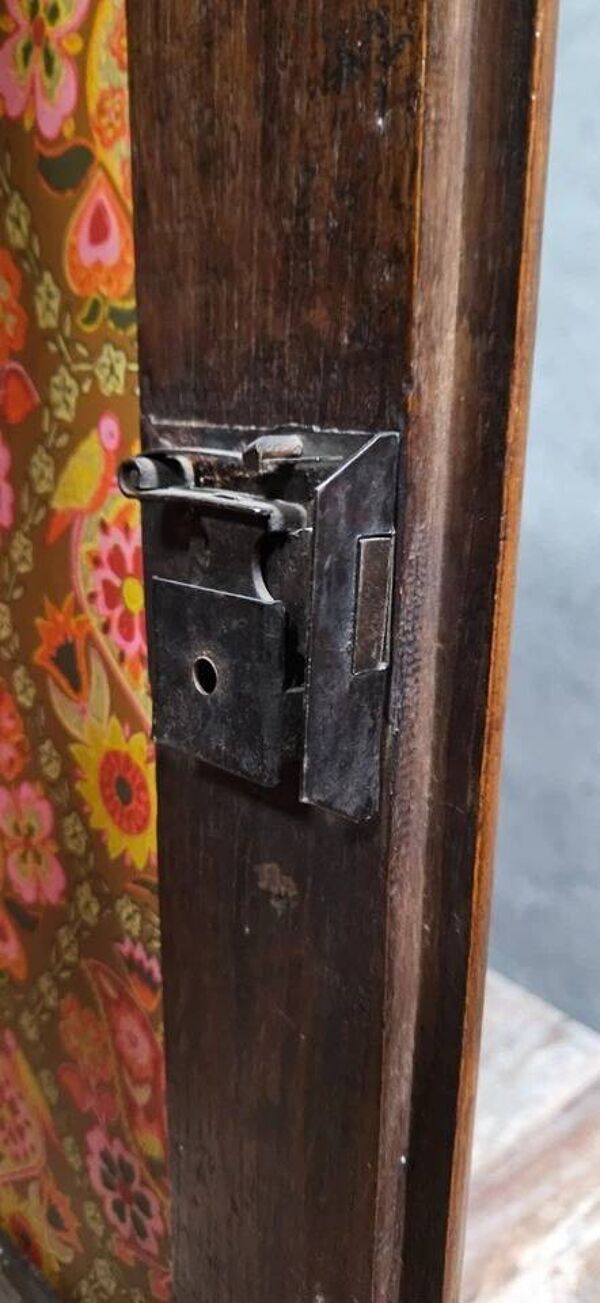 Buffet bas ancien en chêne massif – Style régional / époque Louis XV - XVII