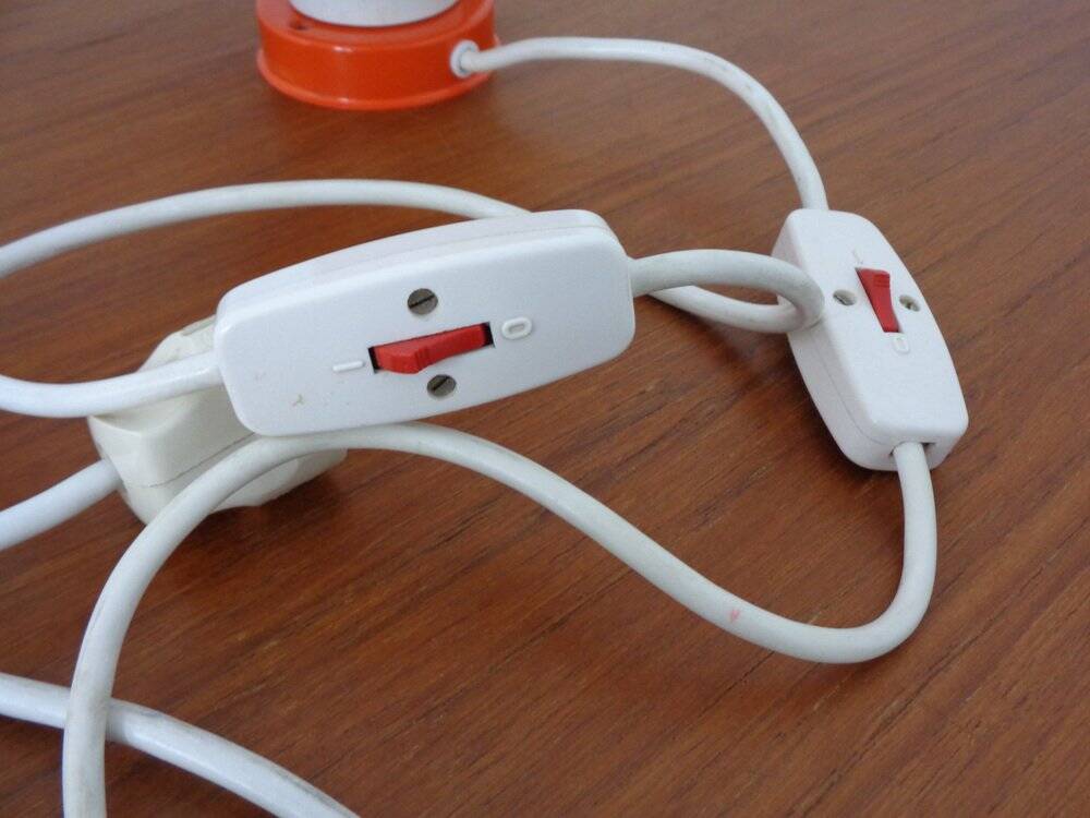 Italian Space Age Metal Internal Magnet Table Lamps by Reggiani, 1960s, Set of 2