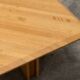 Ensemble de trois tables gigognes en chêne blond, années 80