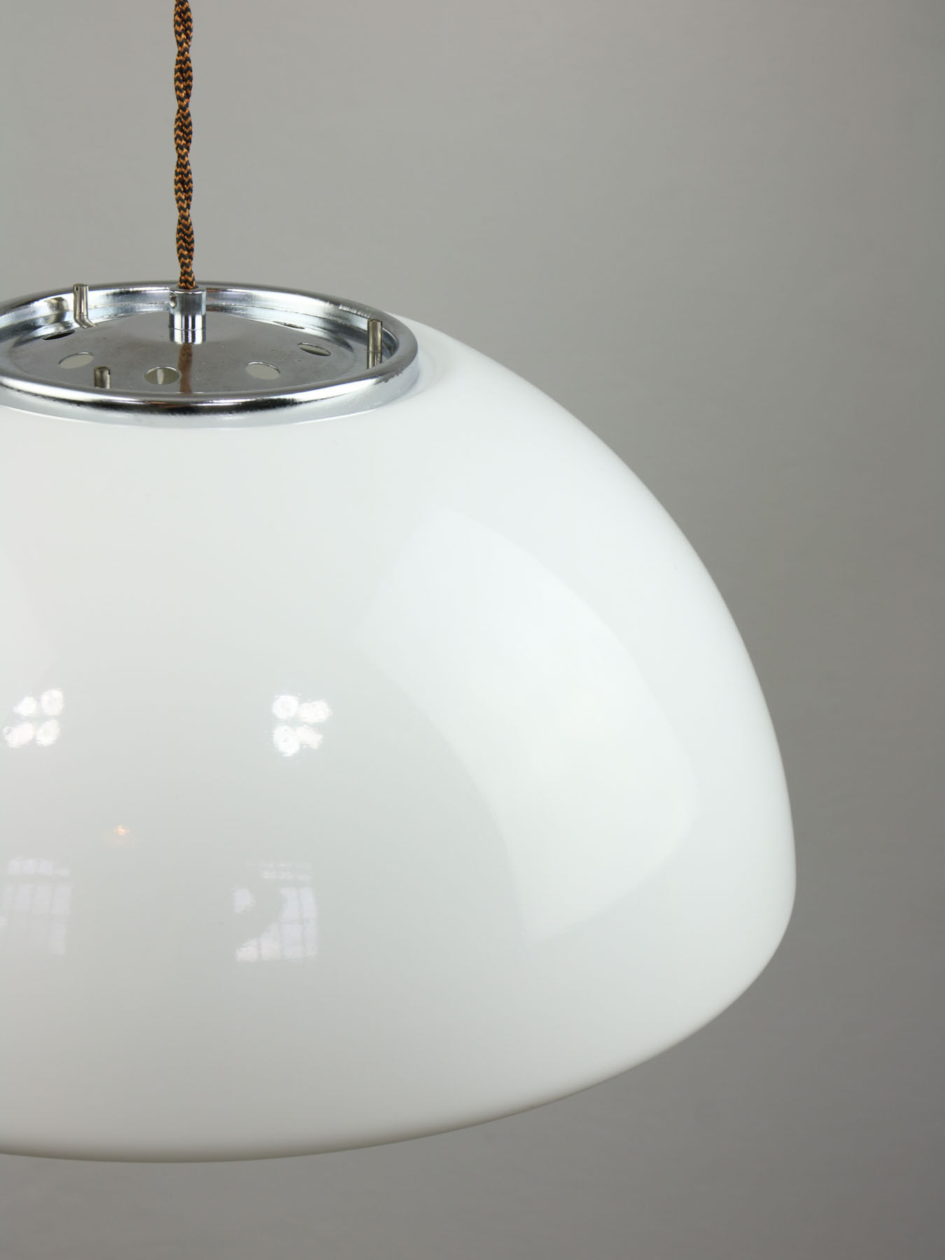 Mid-century Modern White Pendant Lamp from Guzzini, 1960s