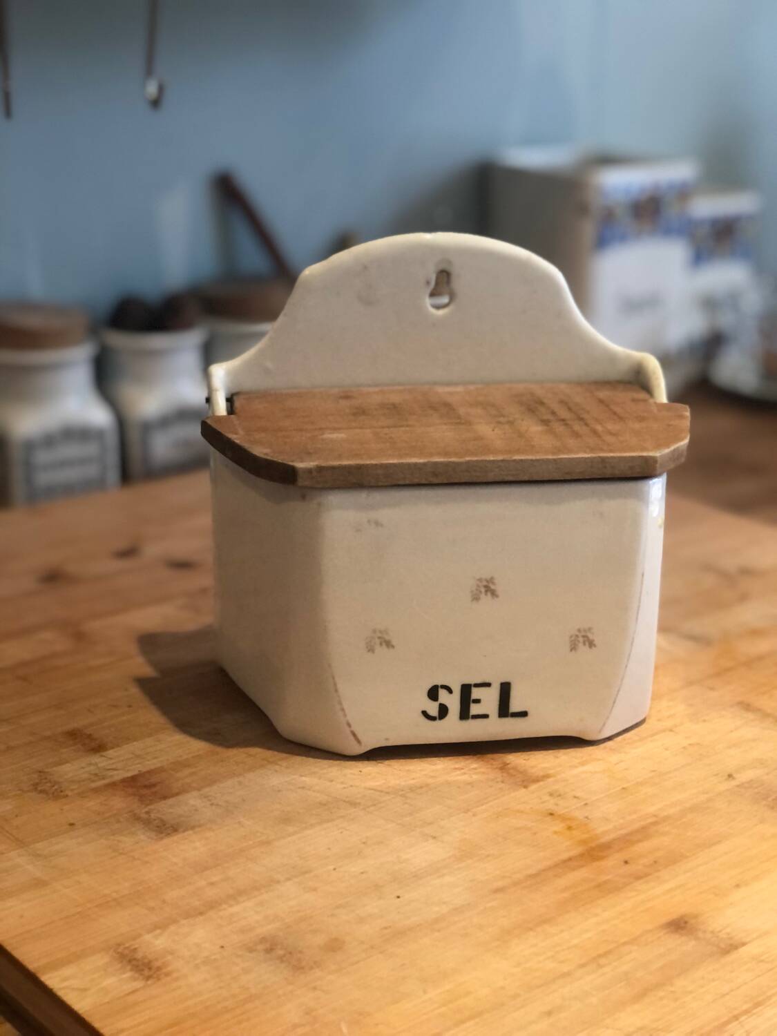 Vintage porcelain salt pot from Badonviller France