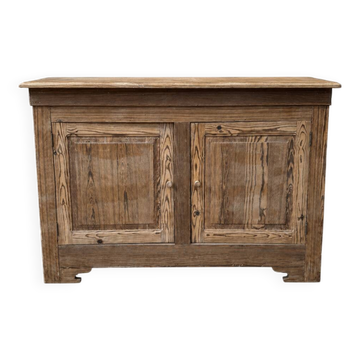 Ancien buffet bas en pitchpin massif