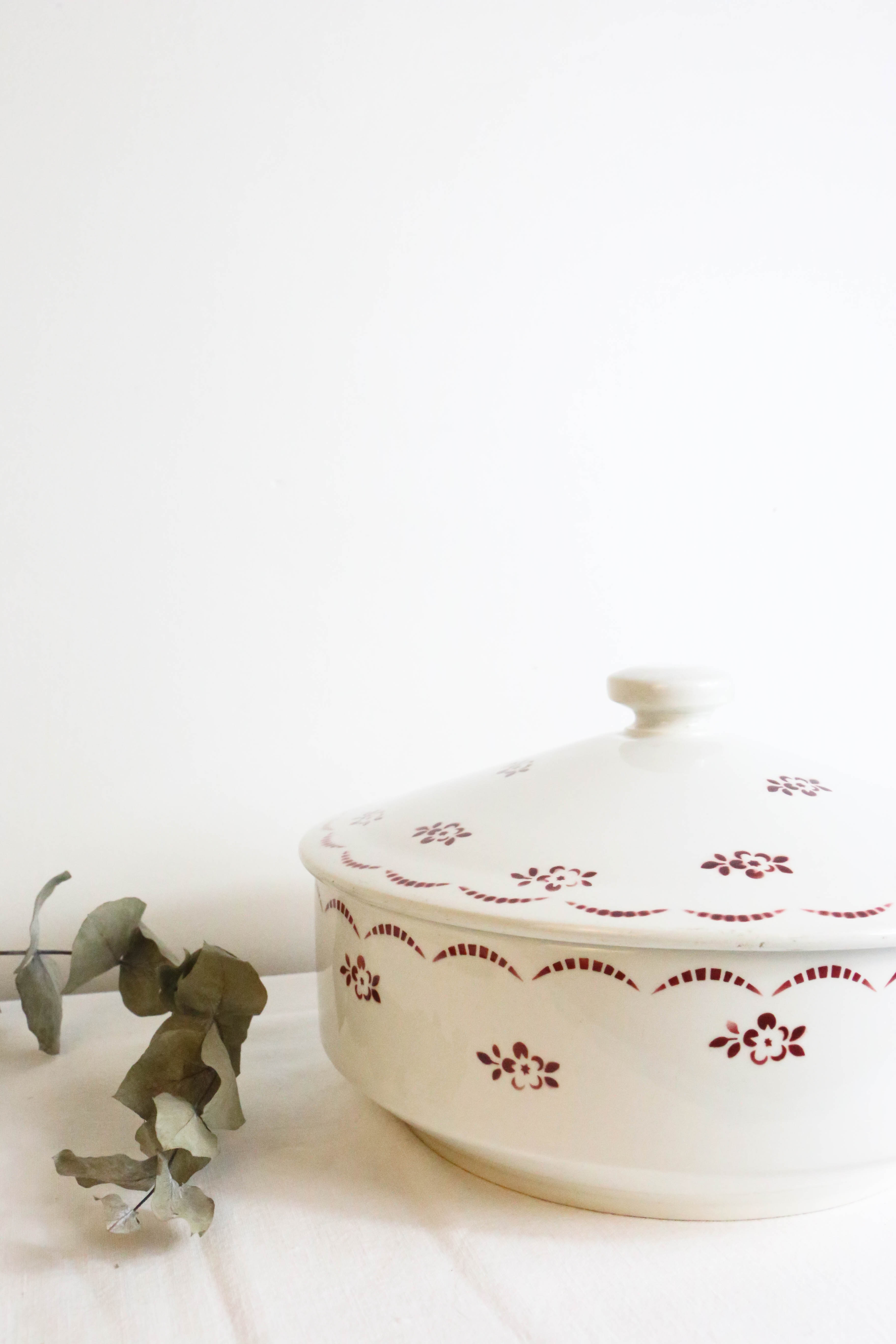 Ceramic soup kitchen, Moulin des Loups, vintage