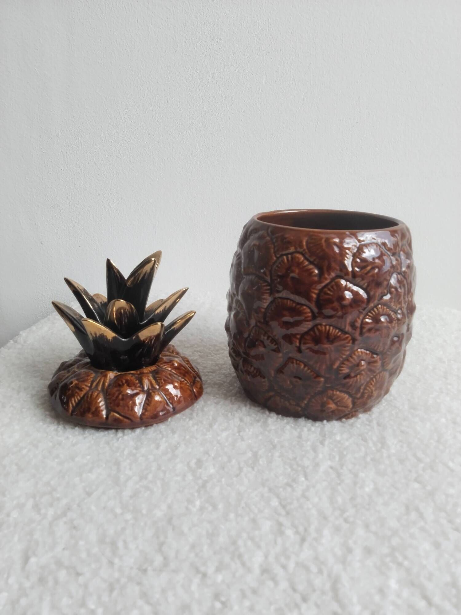 Pineapple vintage