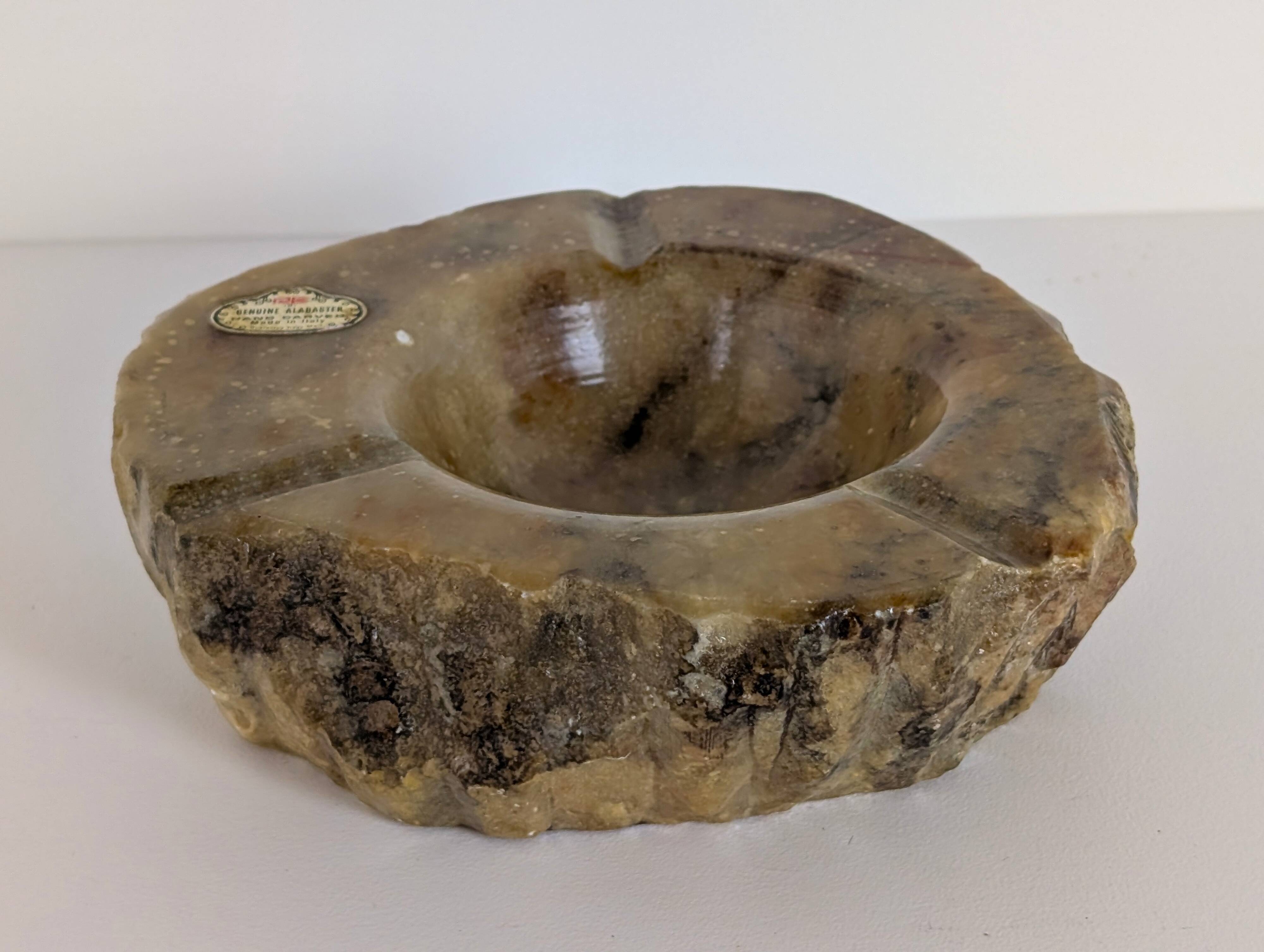 Cendrier italien en albâtre