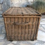 Wicker trunk  30s 40s