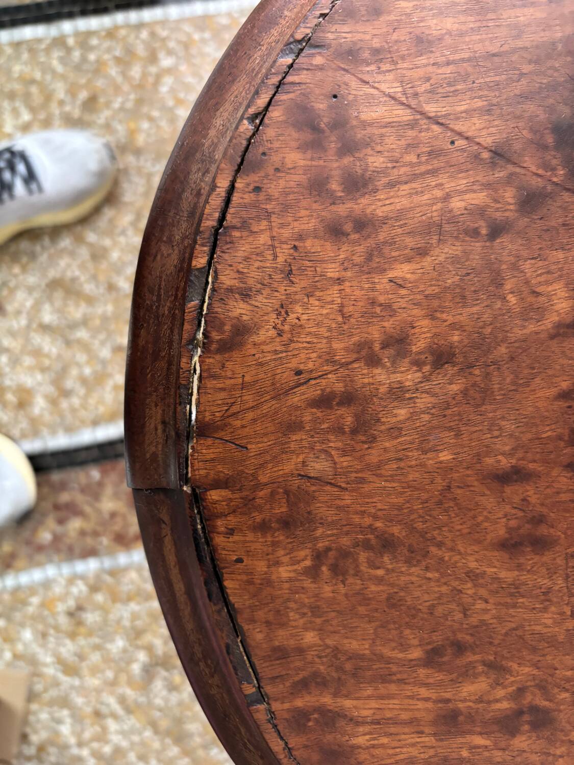 Violin Table