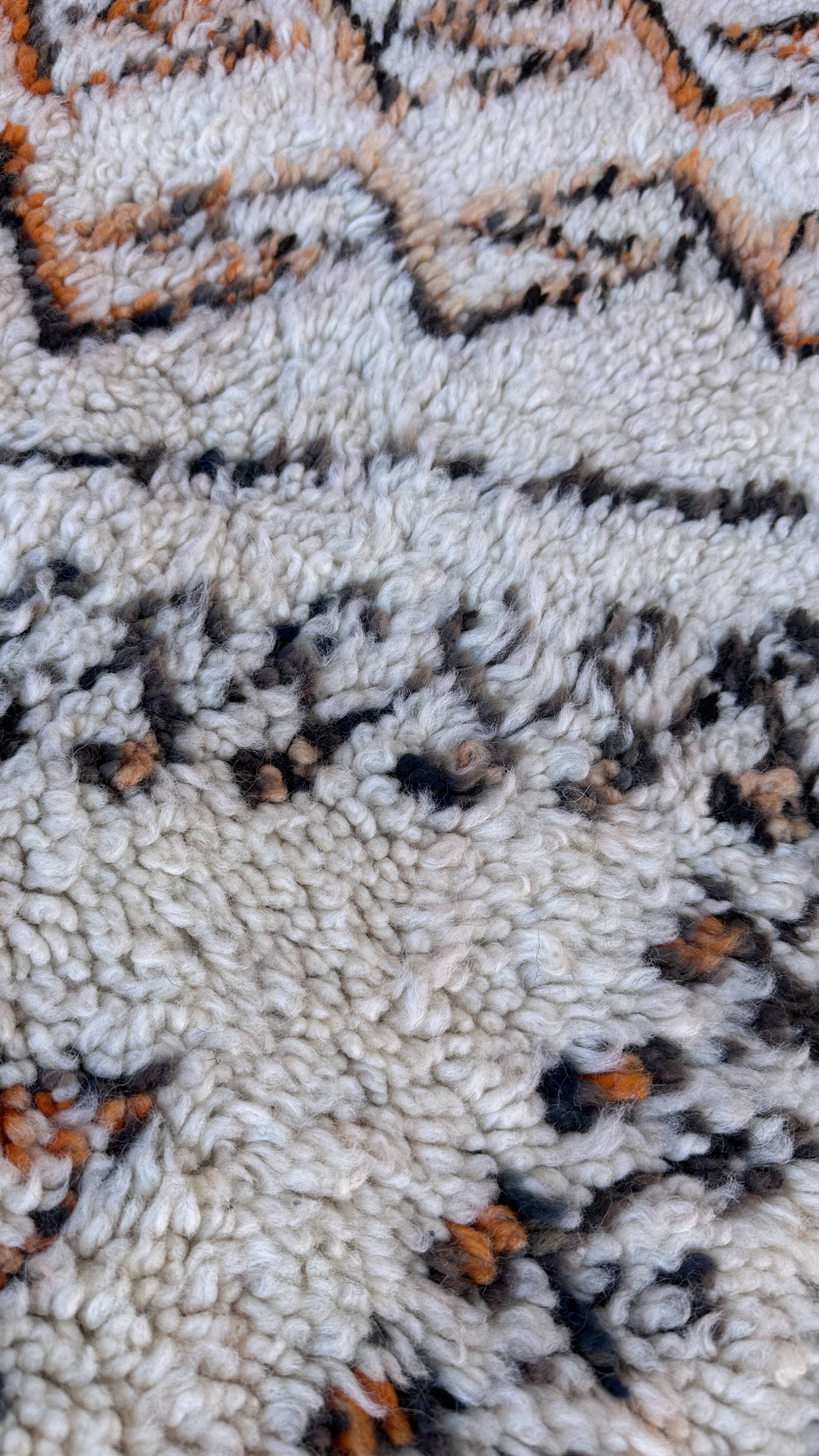 Beni Ourain Moroccan rug white - 190 x 338 cm