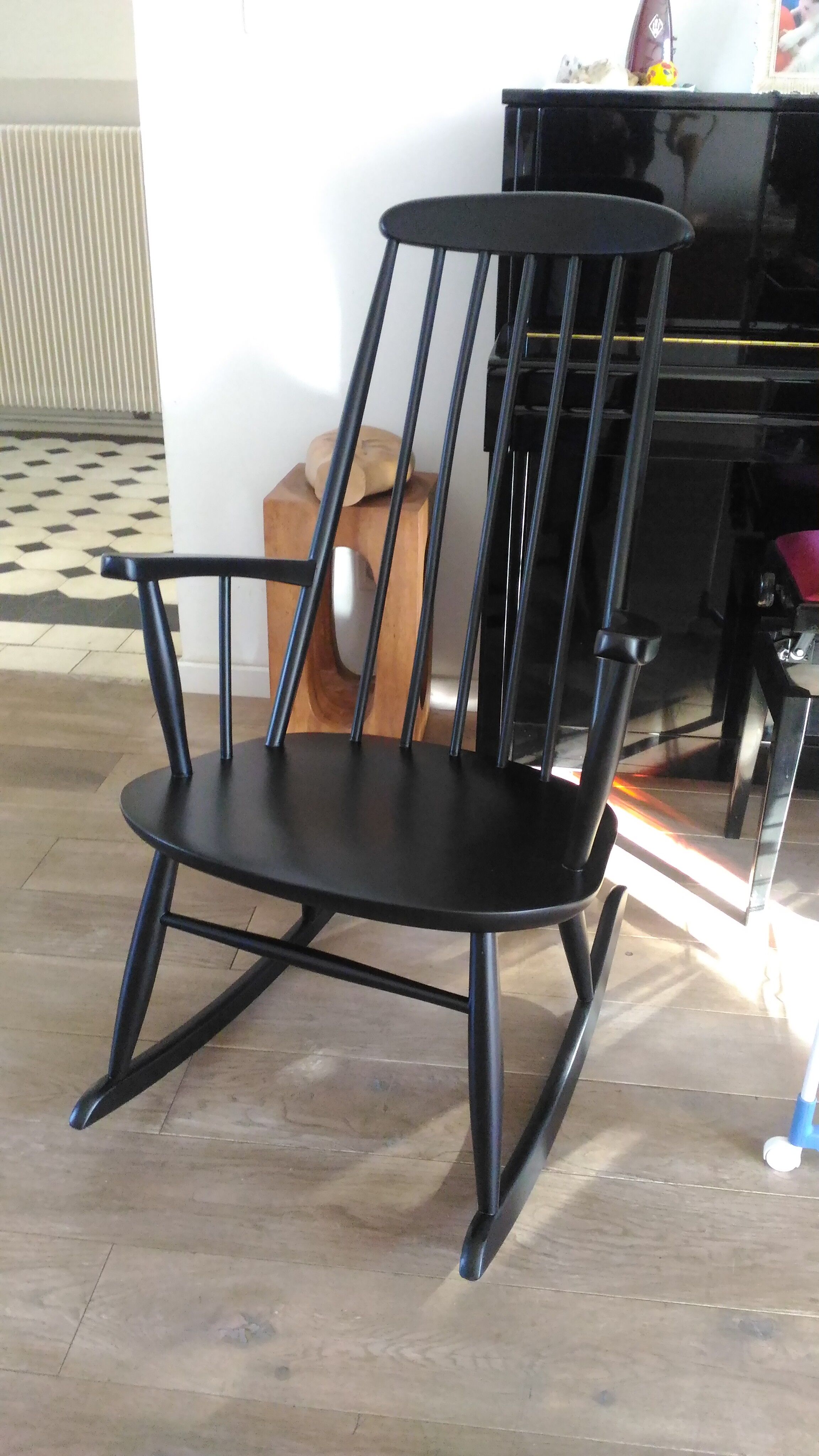 Rocking chair Stol Kamnik circa 1960