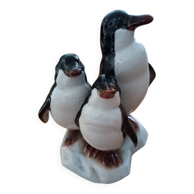 Famille de pingouins porcelaine espagnole