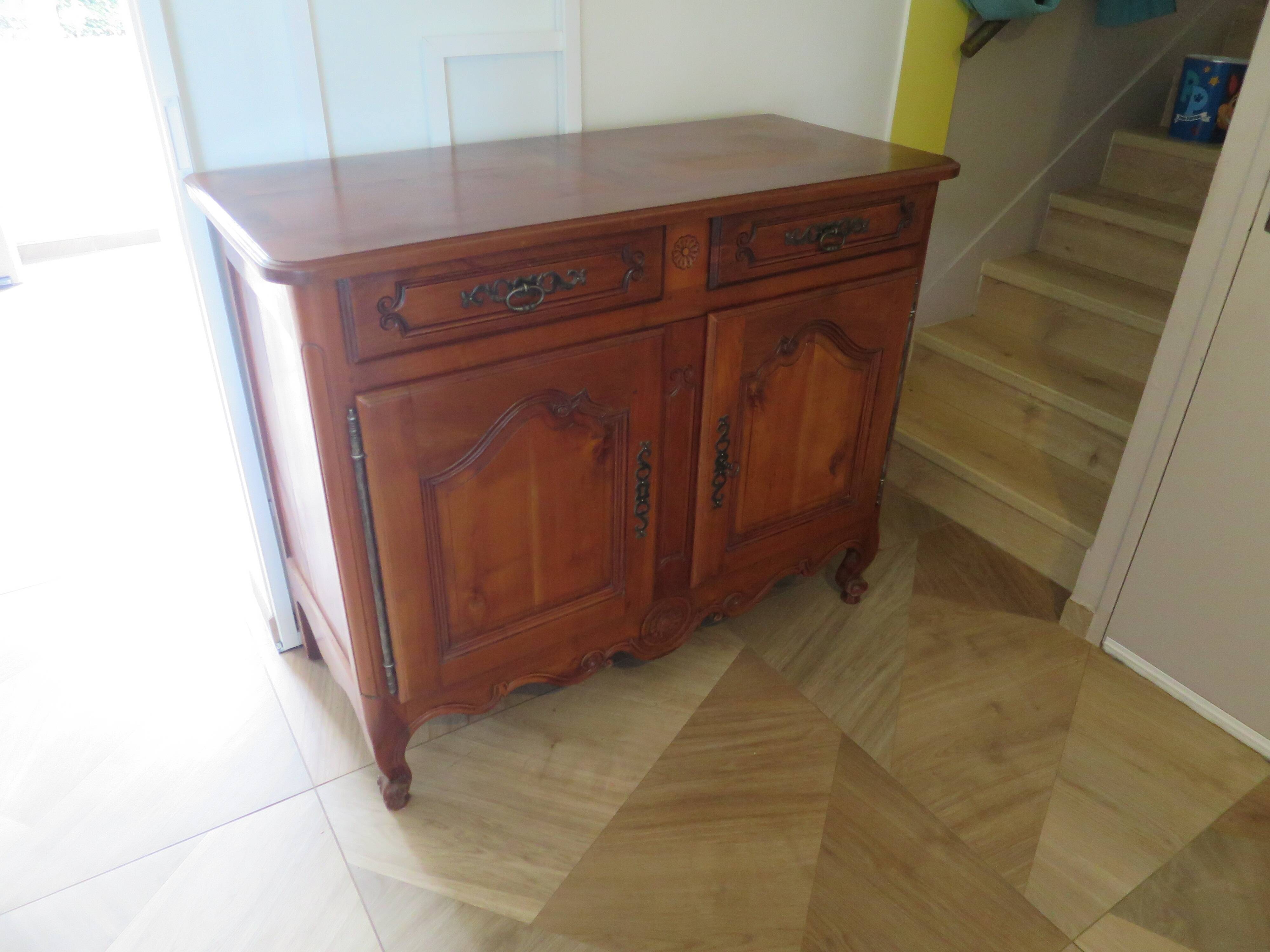 Rustic buffet Louis XV-Regency-jointed-massive wood-snail feet