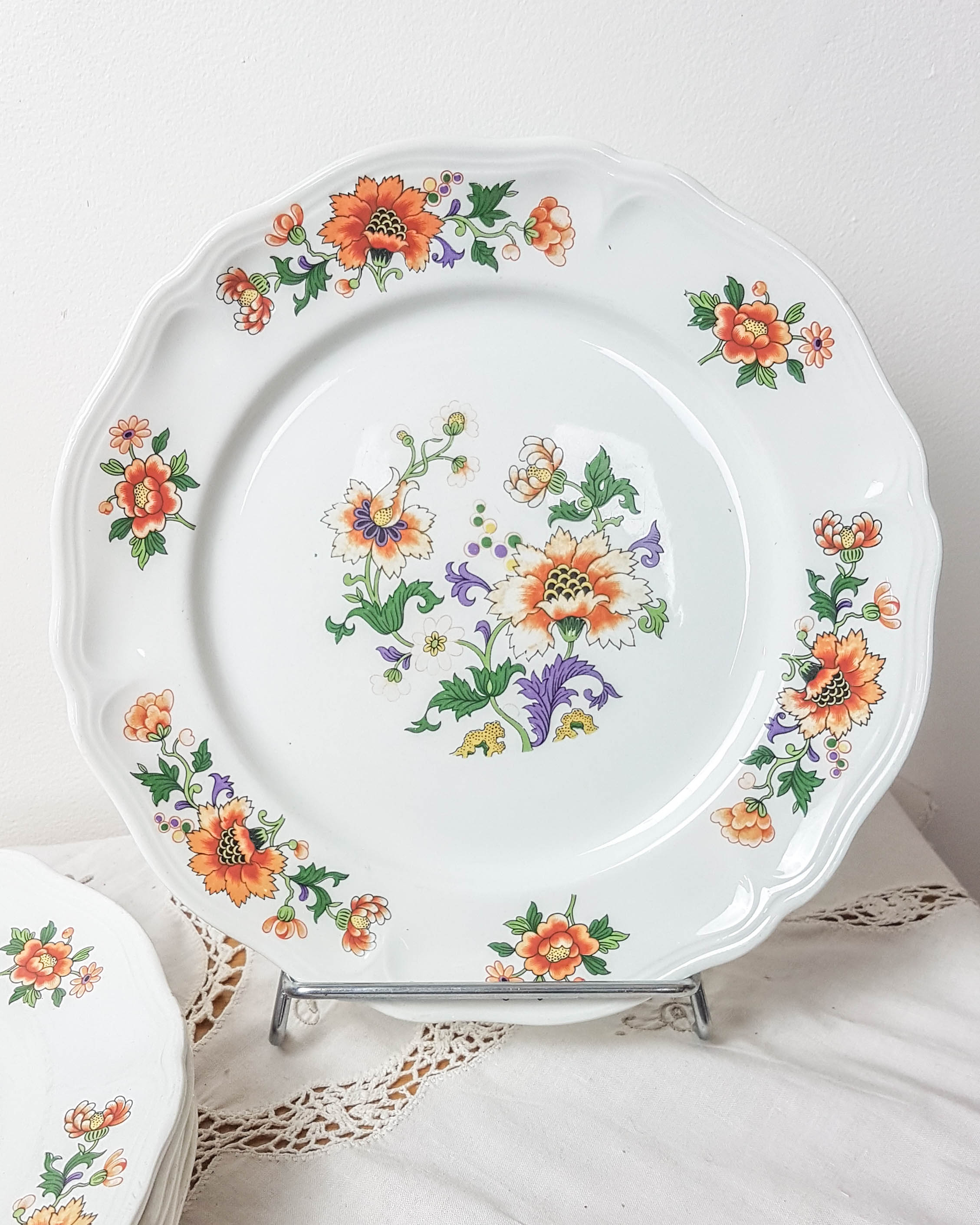 Table service in vintage earthenware Mills of Wolves "ORCHIES" 44 pieces
