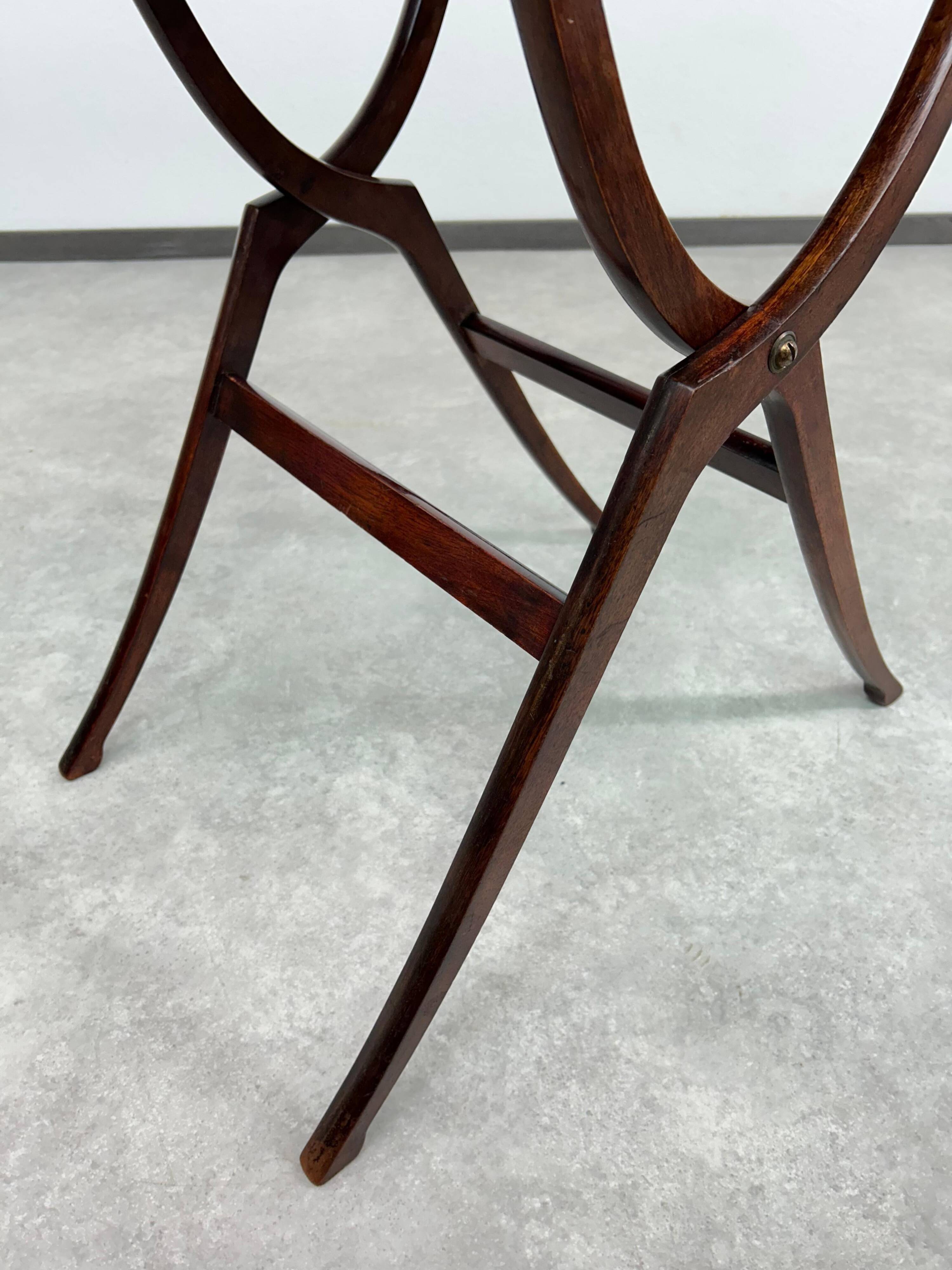 Folding table in mahogany in the style of the Vienna Secession.