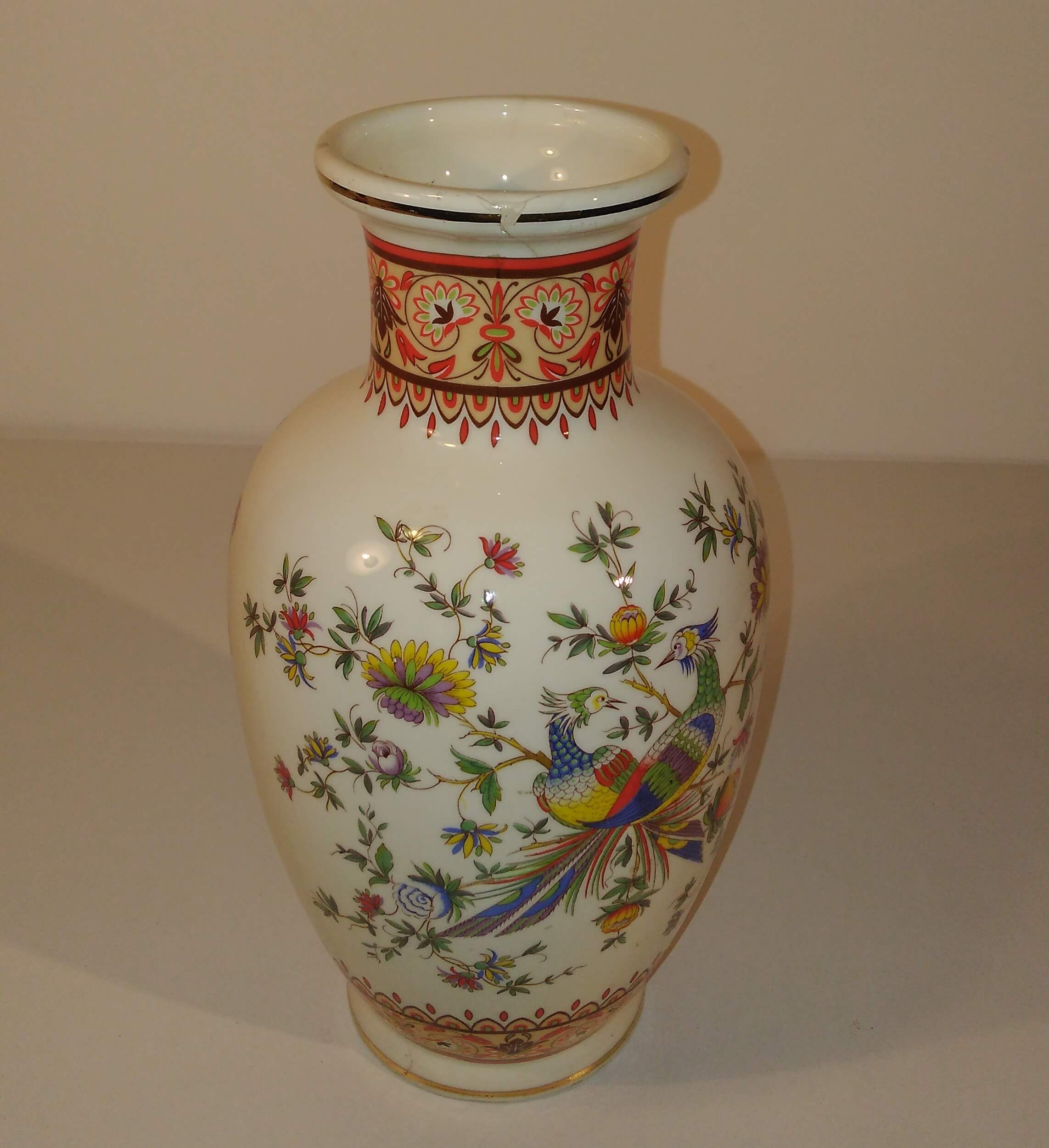 Vase Asian bird decorations