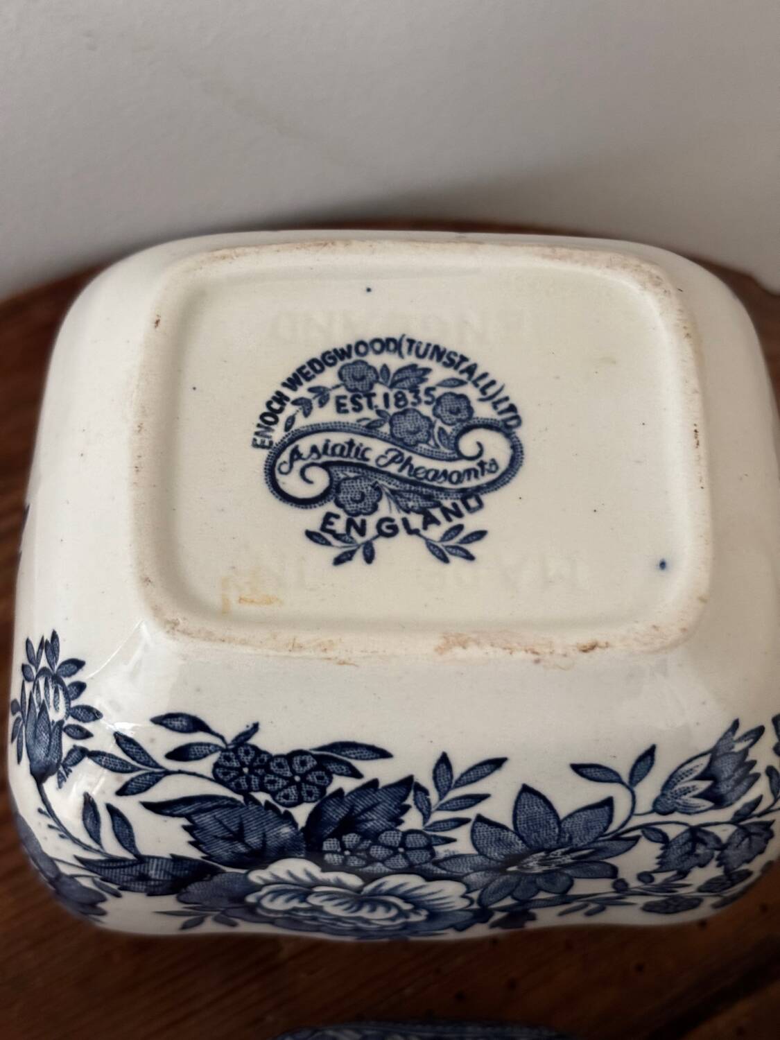 Sugar bowl in English porcelain Enoch Wedgwood Asiatic Pheasants