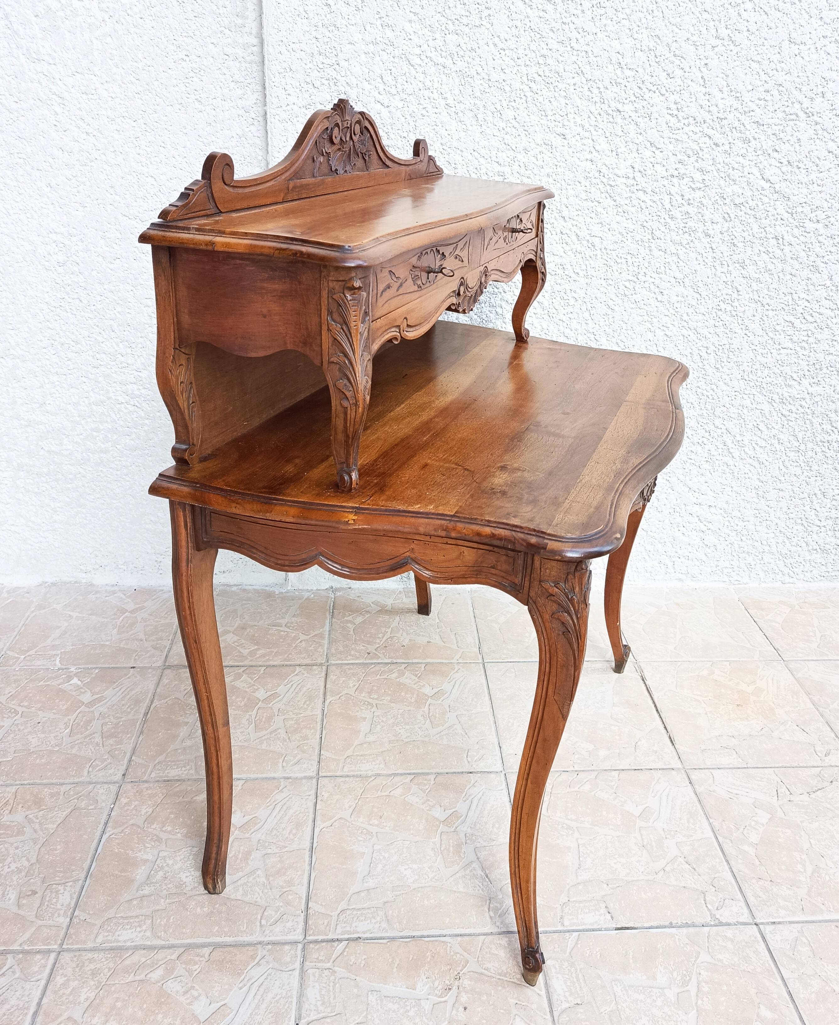 Louis XV walnut desk