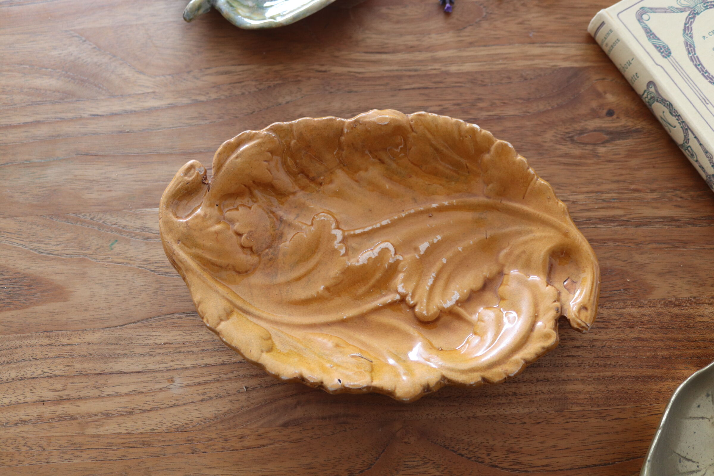 Empty pocket old ceramic sheets enamelled mustard yellow