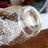 Blown glass vase with controlled bubbles