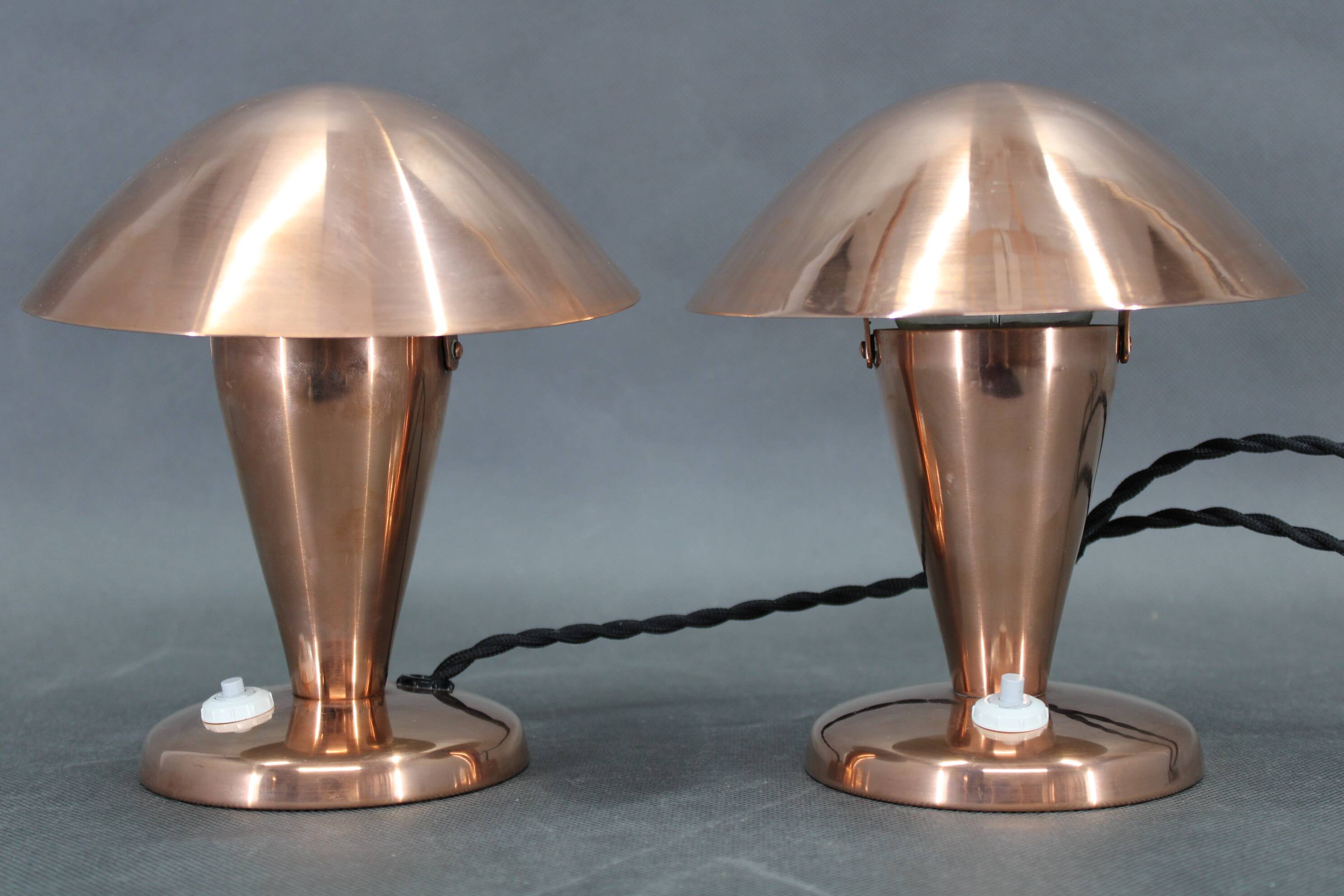 1930s Pair of Bauhaus Mushroom Table Lamps in Copper Finish, Czechoslovakia