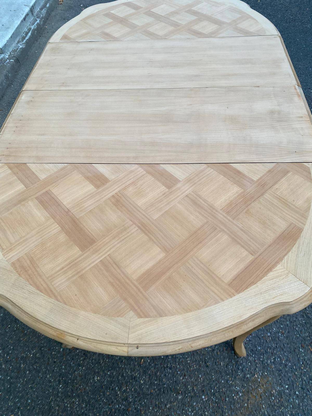 Round extendable dining table Louis XV stripped in solid cherry wood 1960