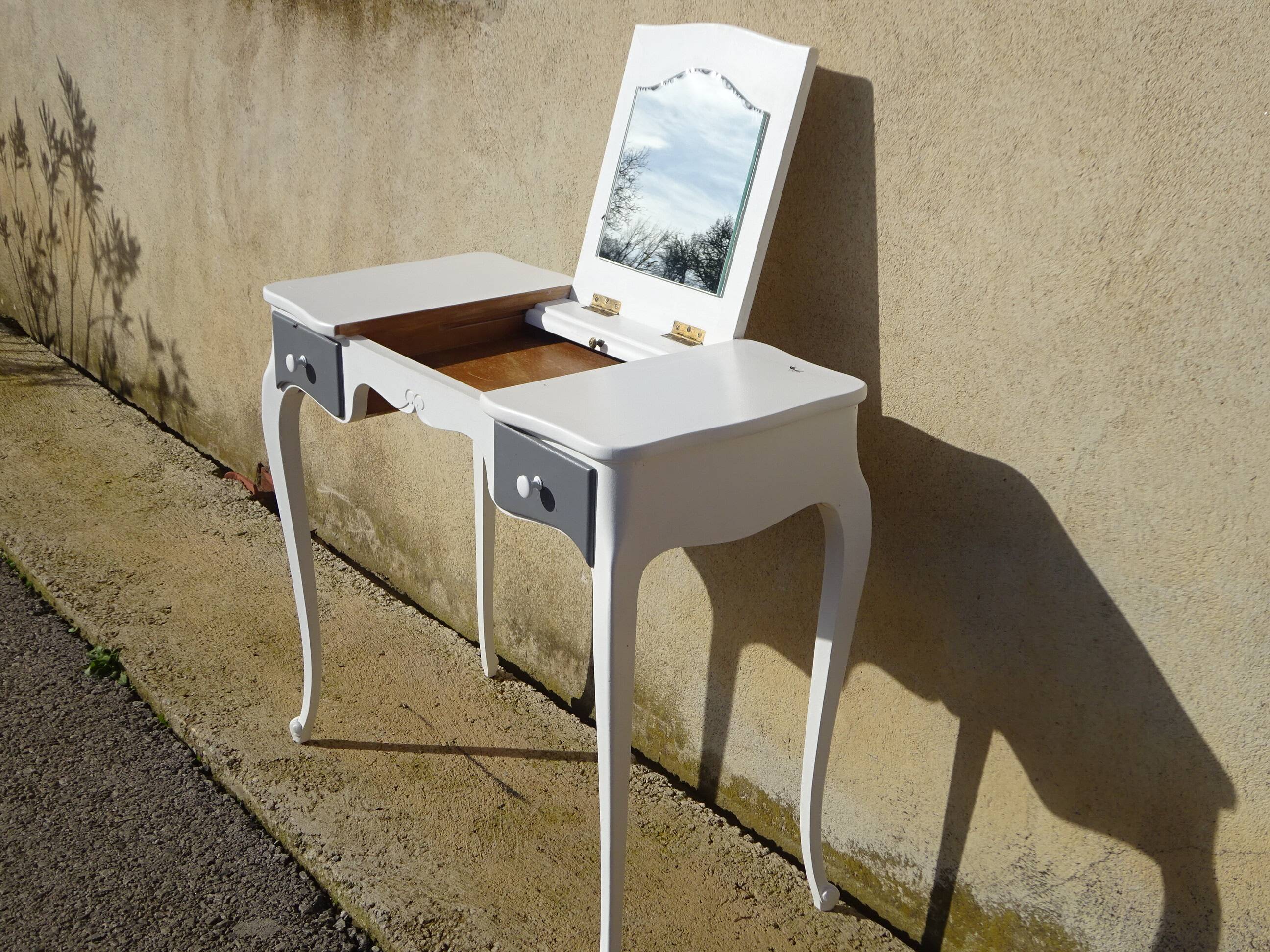 Small white and grey wooden dressing table