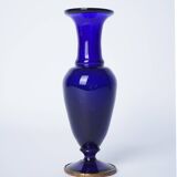 Vase bleu en verre