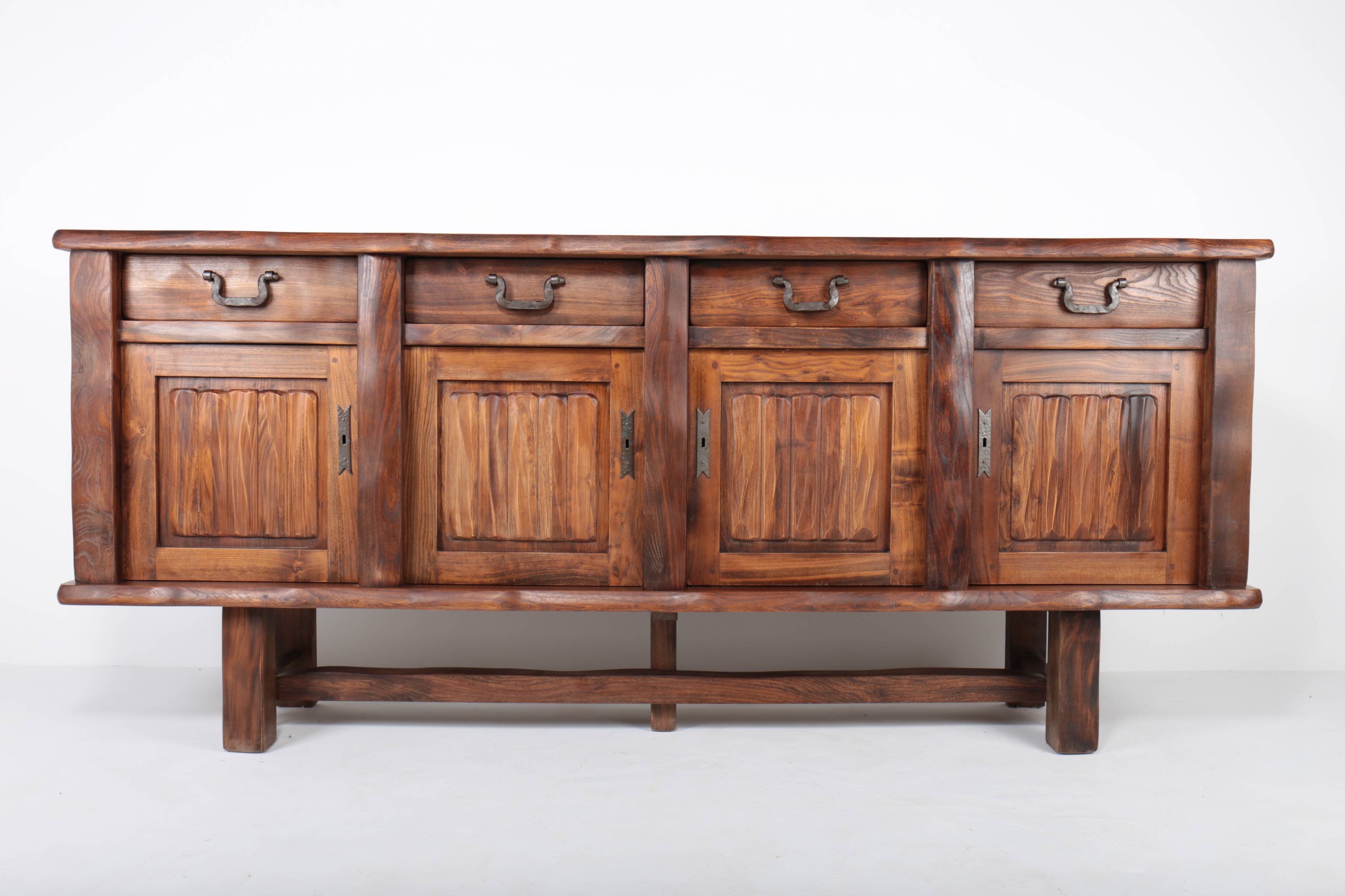 Large brutalist Aranjou sideboard in elm, 1960s