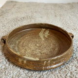Round stoneware plate with handles