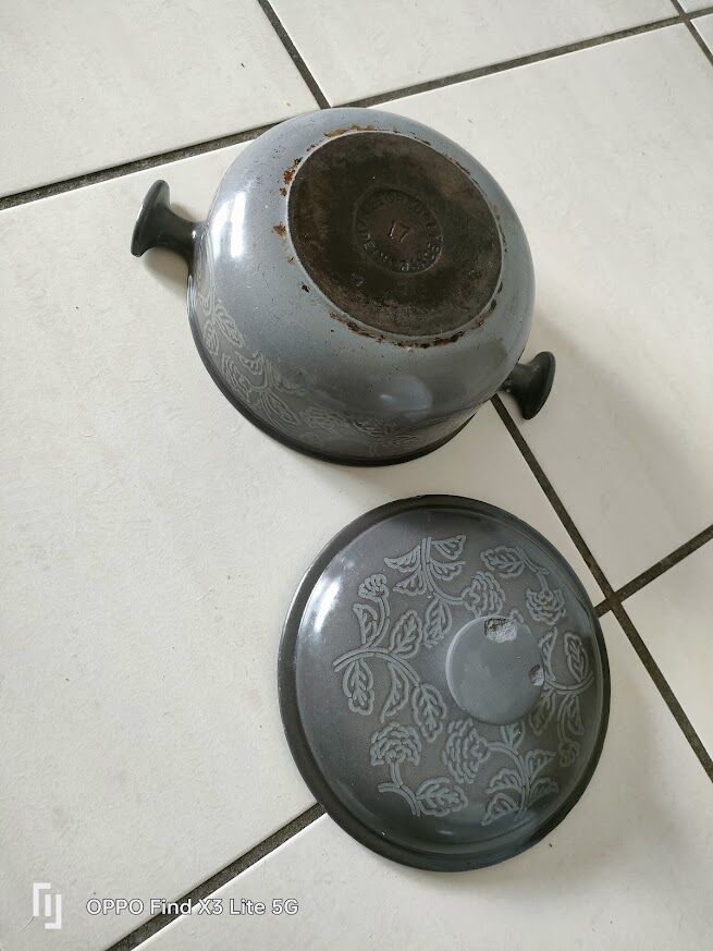 Le Creuset Vintage Fondue Pan | €75