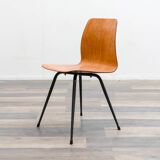 Set of 6 Pagholz chairs in a two-tone design, Pag Presswerke edition.