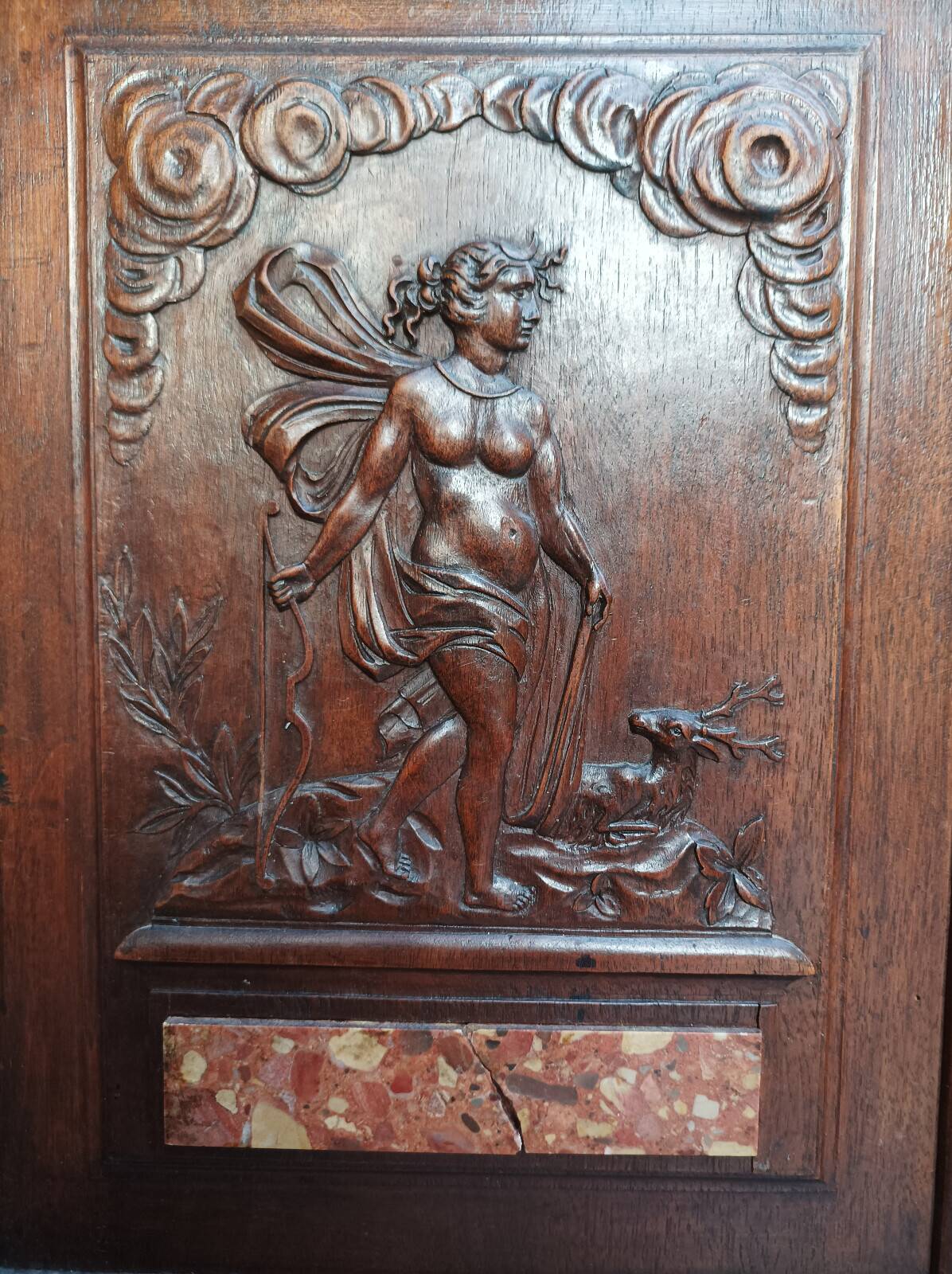 Louis XIII walnut diminutive buffet