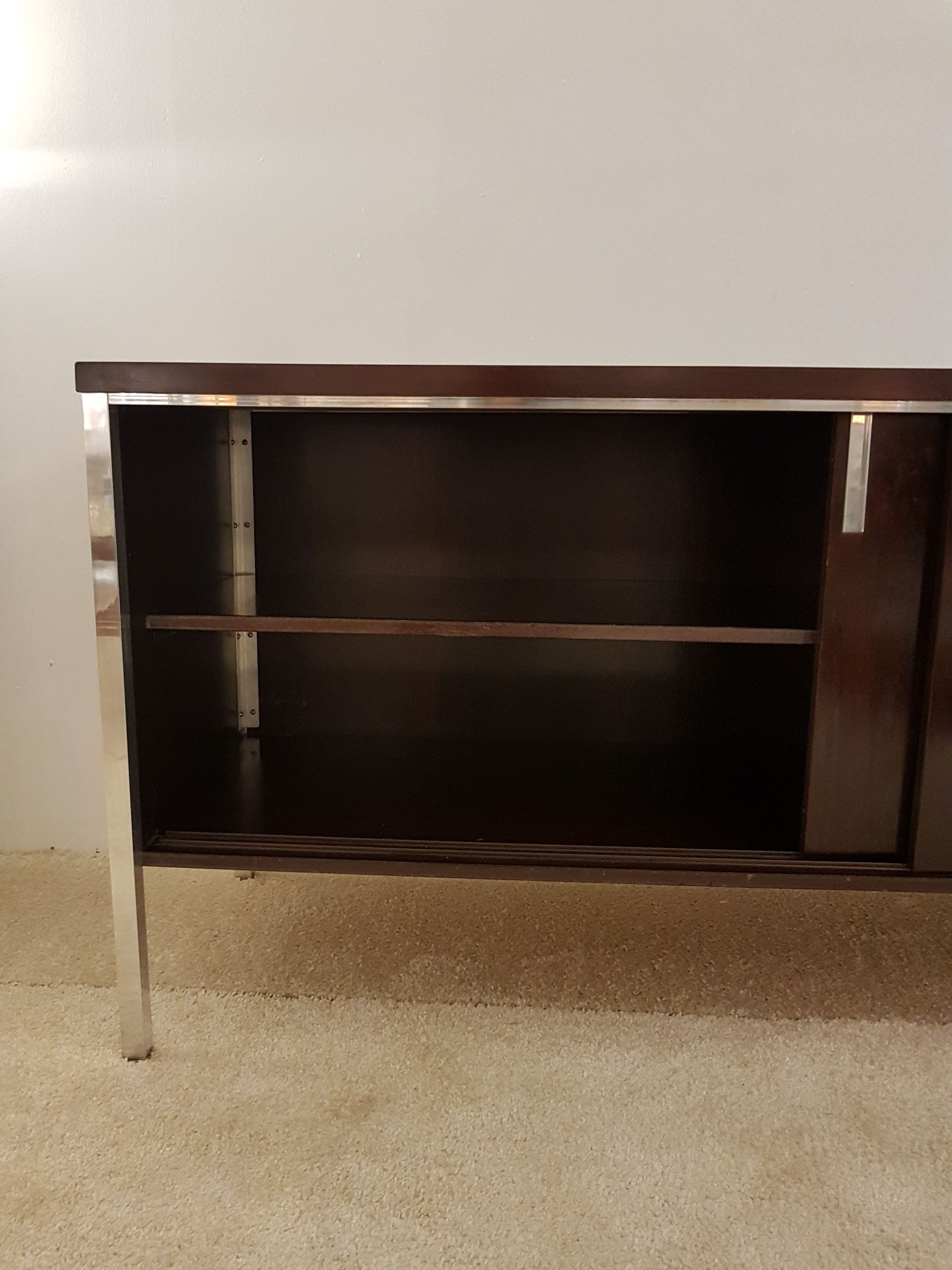 Sideboard in varnished rosewood