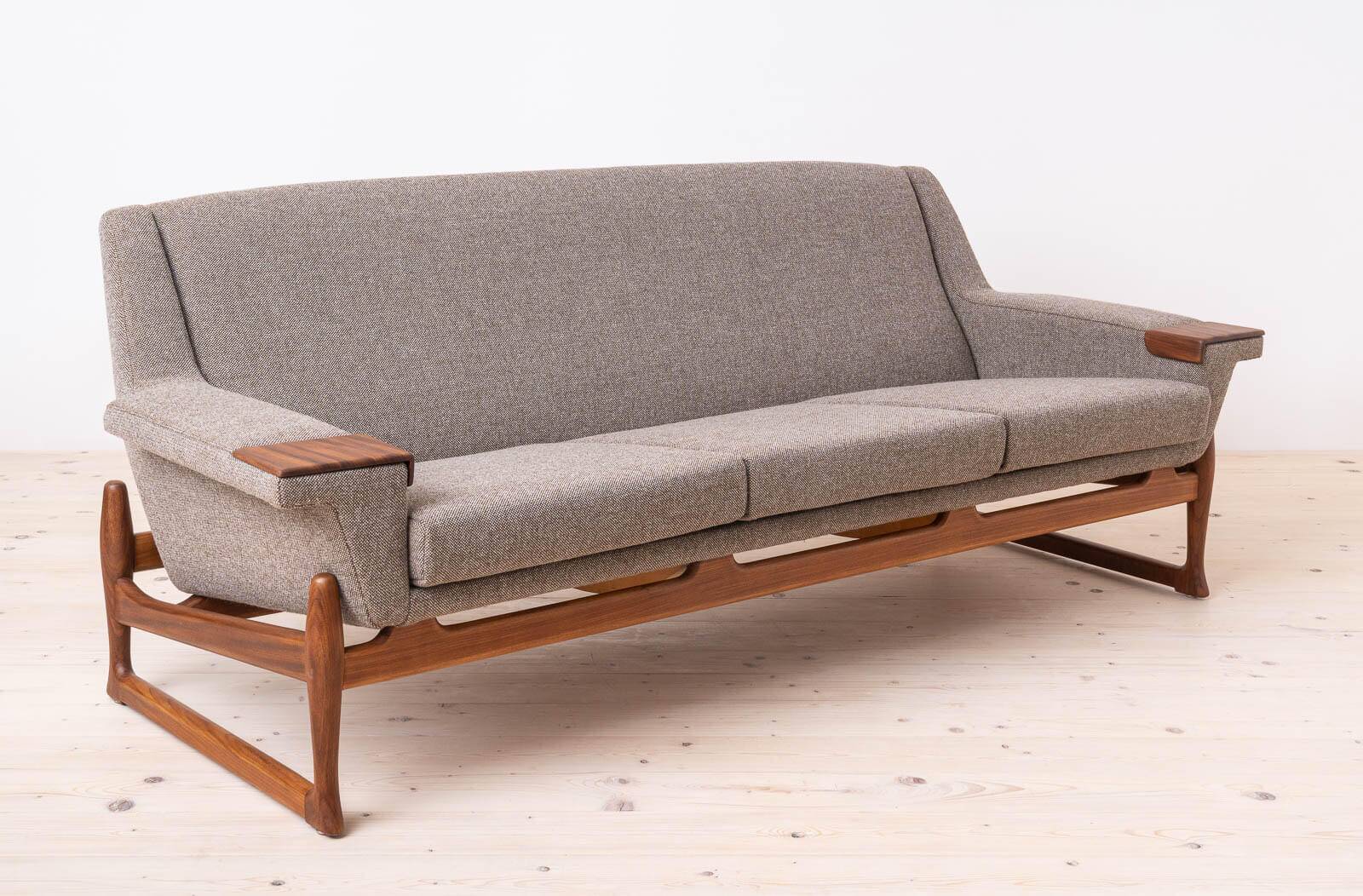 Johannes Andersen Sofa Excellent for AB Trensums Fåtöljfabrik, Reupholstered in KVADRAT