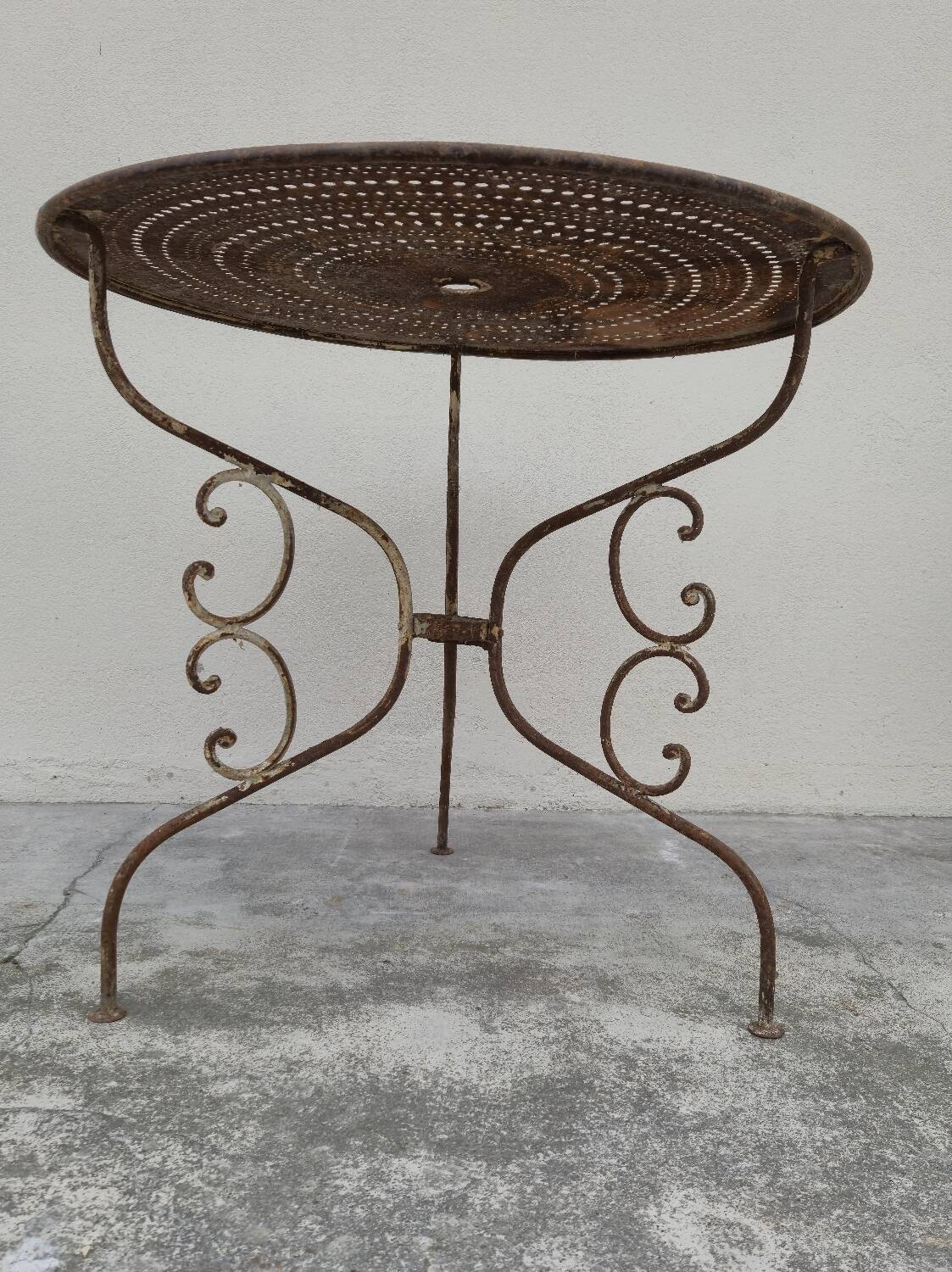 Wrought iron garden table pedestal 1900s