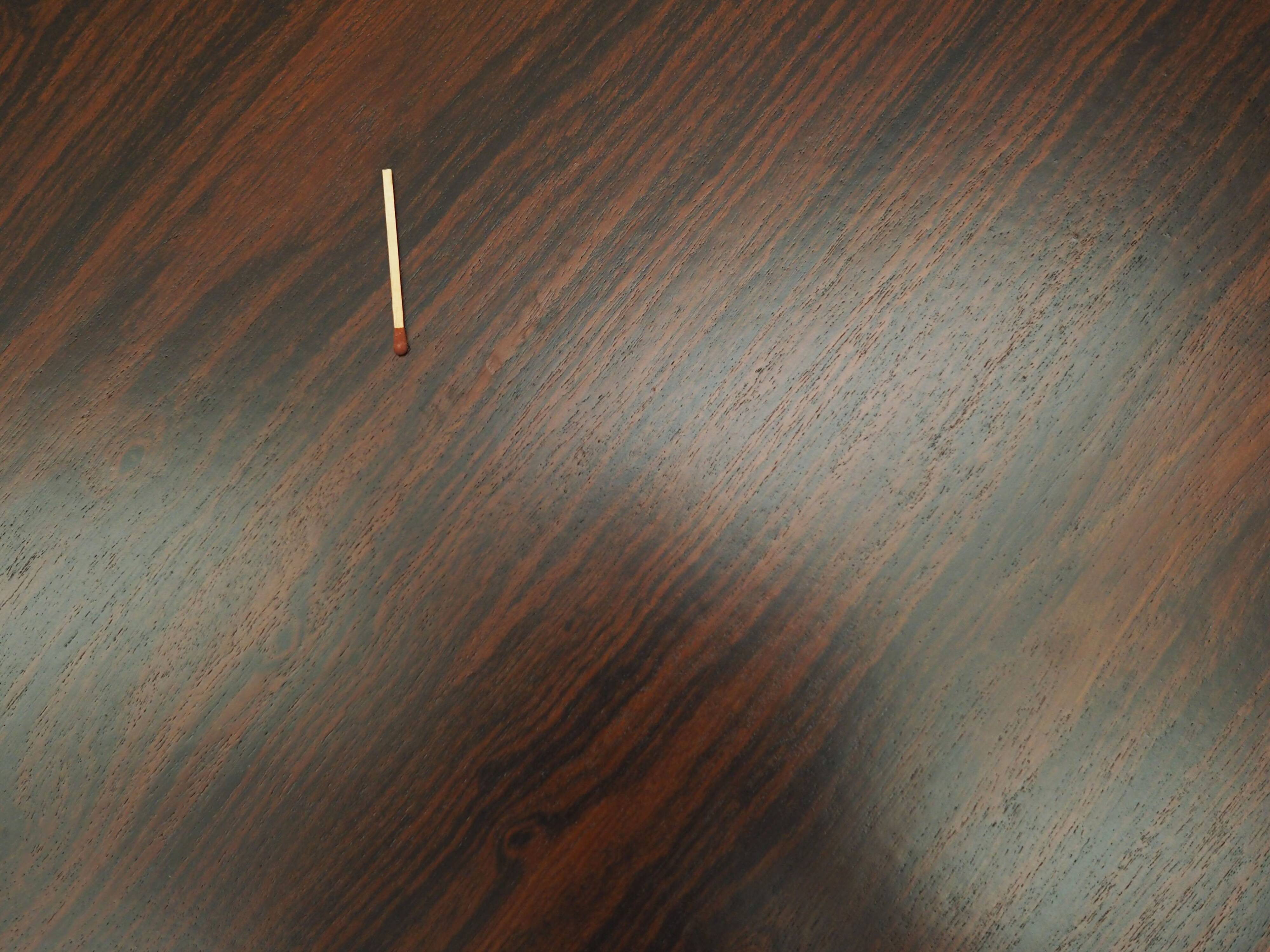Bureau en palissandre, design danois, années 1970, production : Danemark