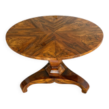 Biedermeier Period Round Walnut Table, Germany, circa 1840