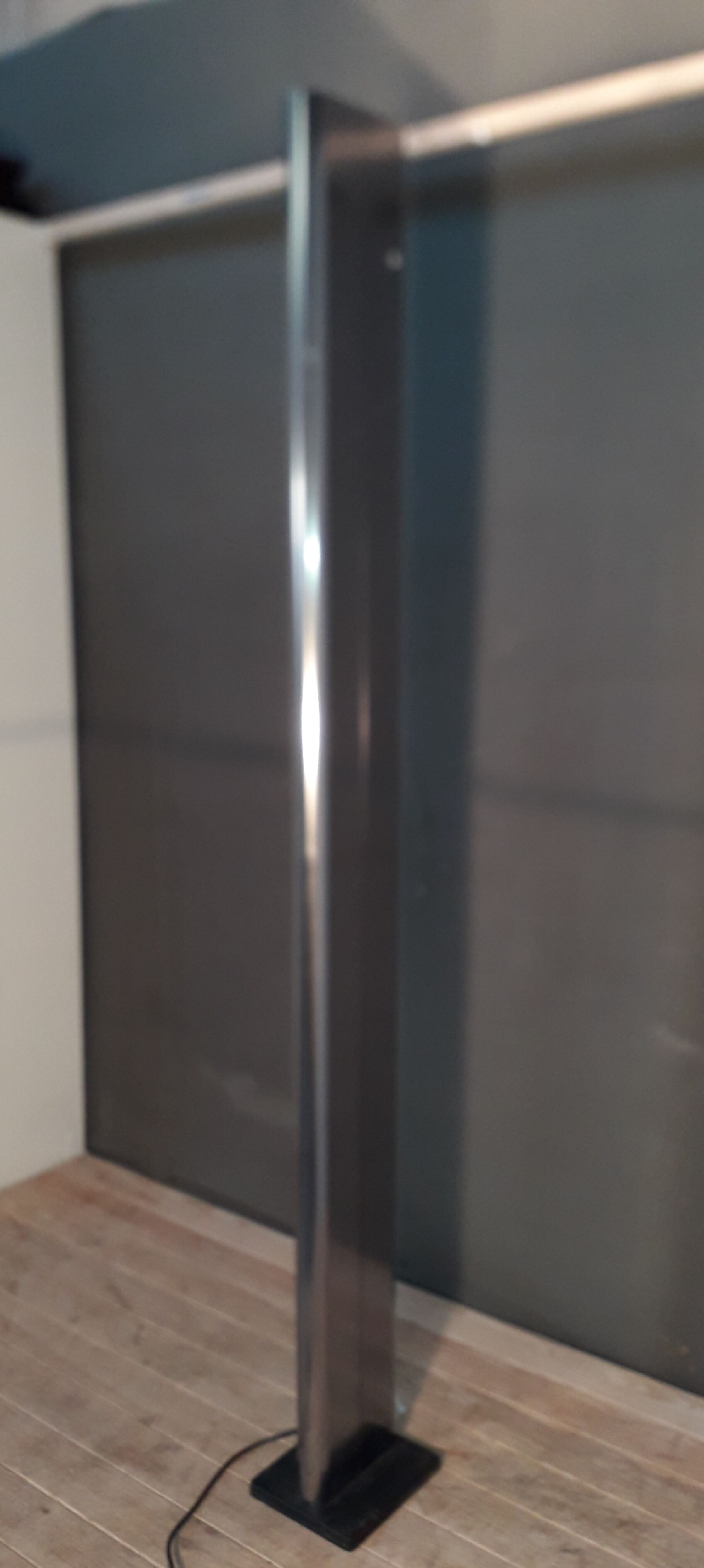 Hallogenexen metal lamppost