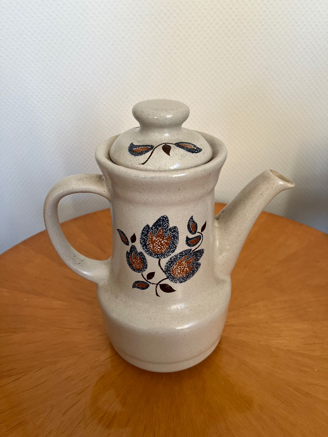 Saint Amand enameled stoneware coffee maker, Sologne decor