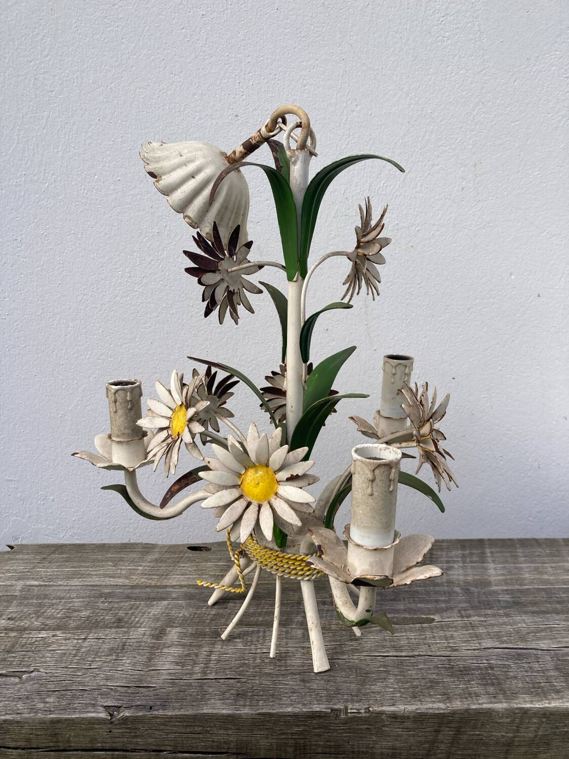 Daisy metal pendant light