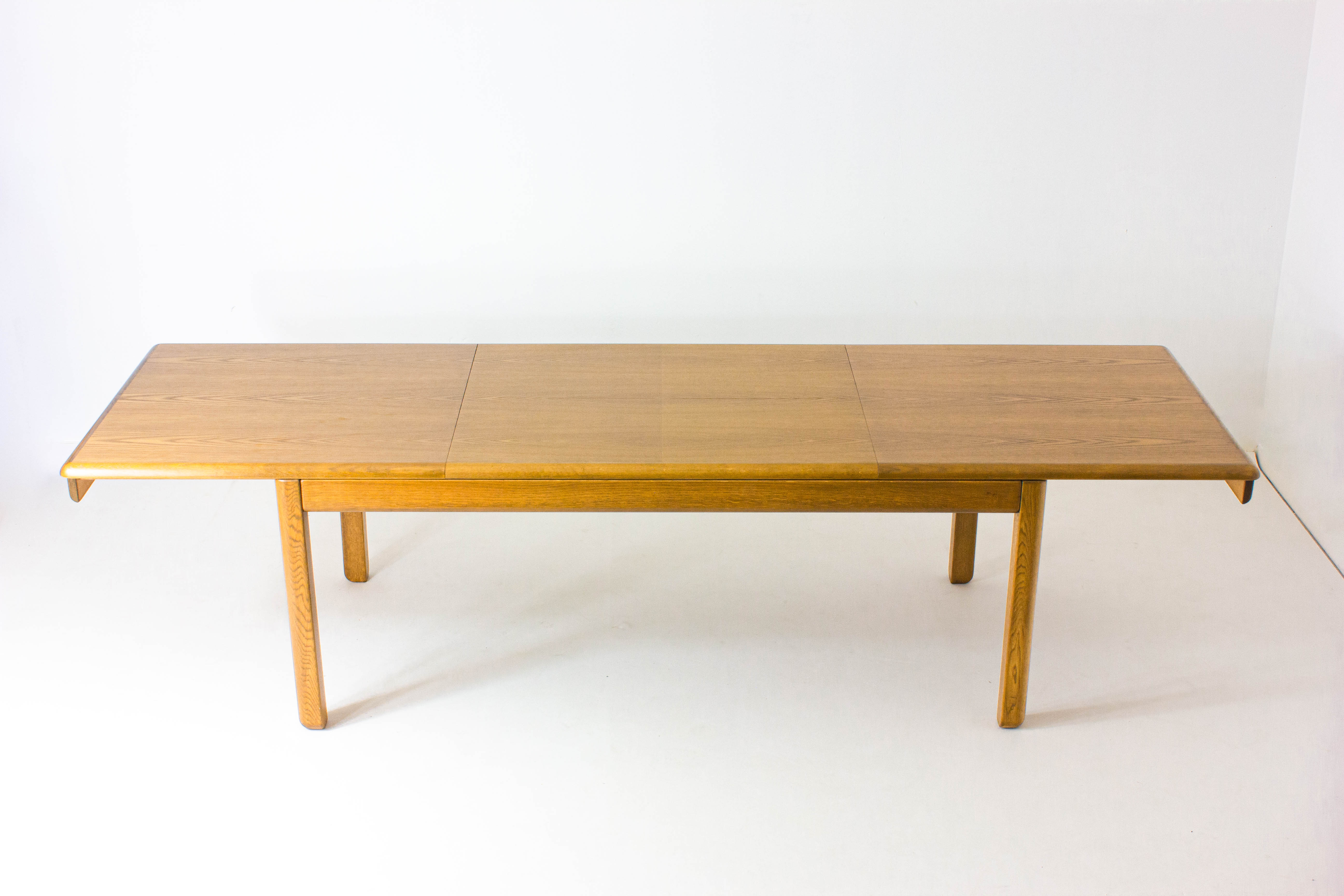 Vintage VDB-Pauvers dining table in oak, 1970s