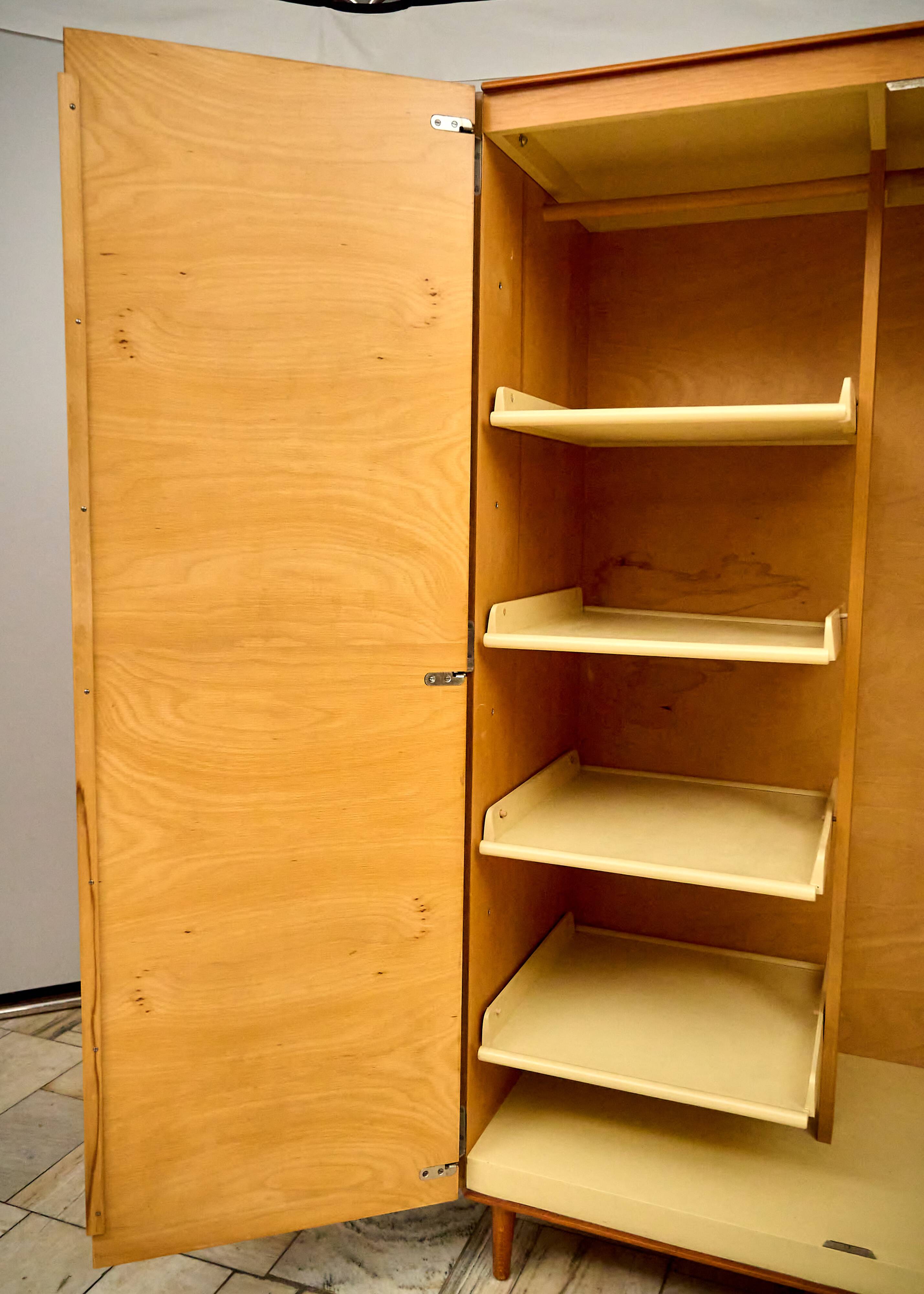 Vintage Wardrobe 1964 UP-Závody Czechoslovakia